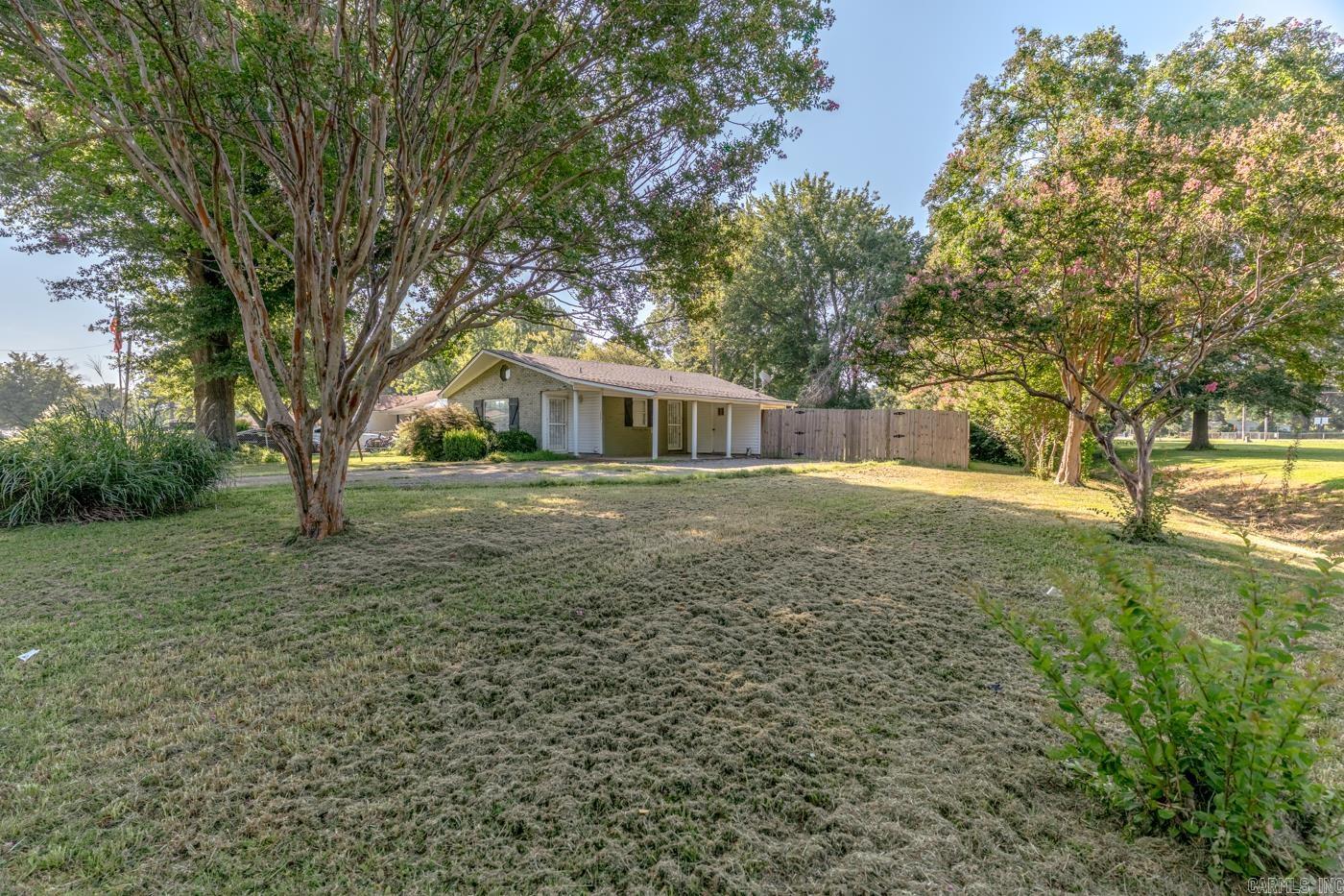 133 Terrace Dr Property Photo 2