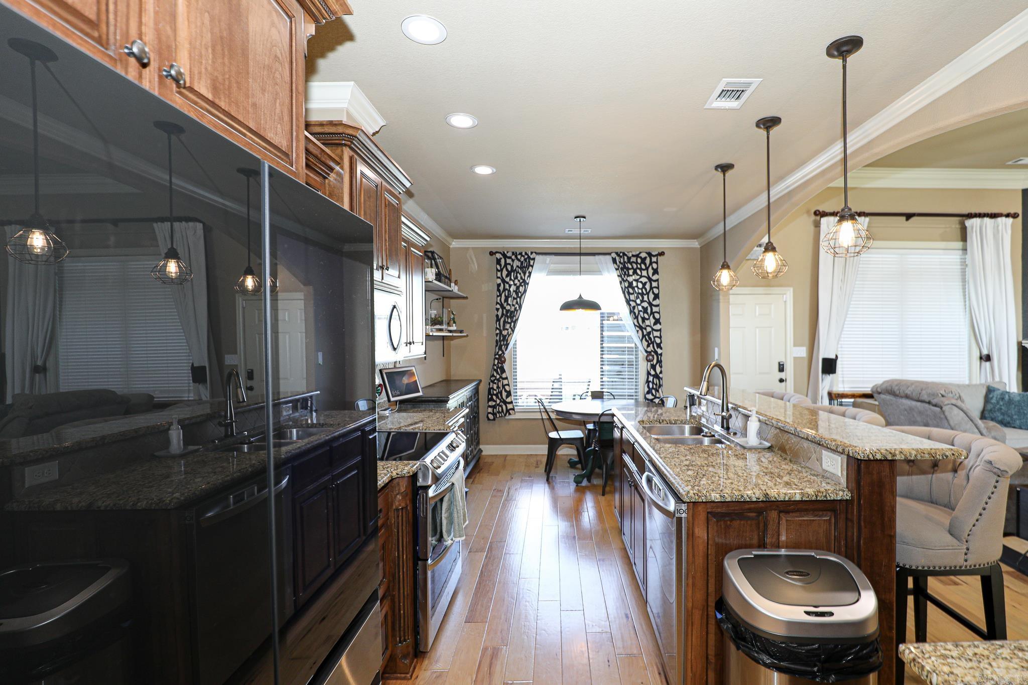 6301 Rim Fire Cove Property Photo 16