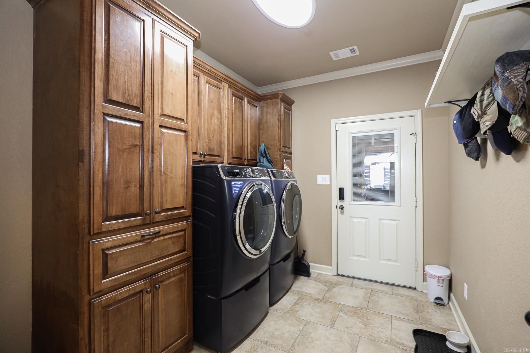 6301 Rim Fire Cove Property Photo 17