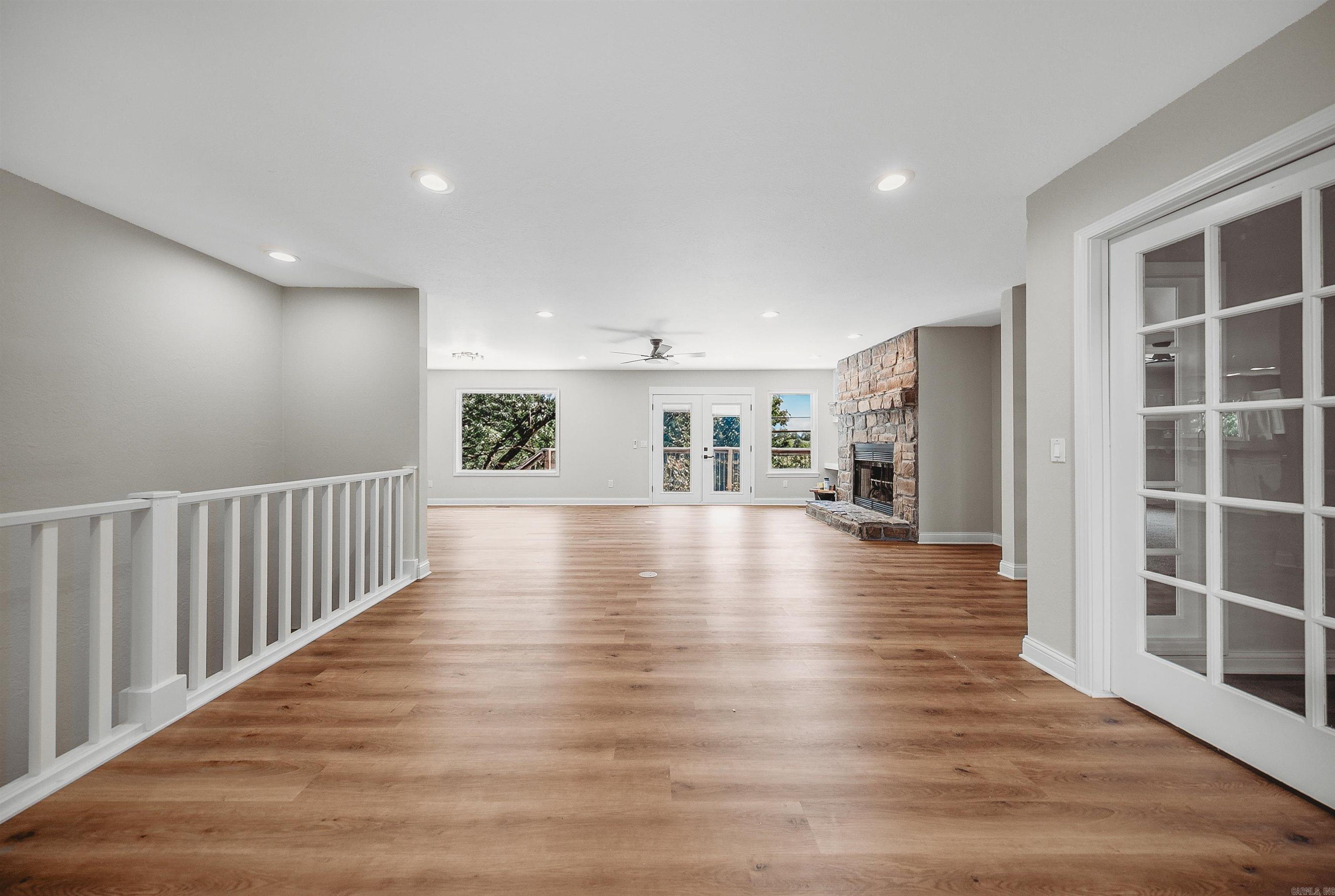 13638 Spring Road Property Photo 5