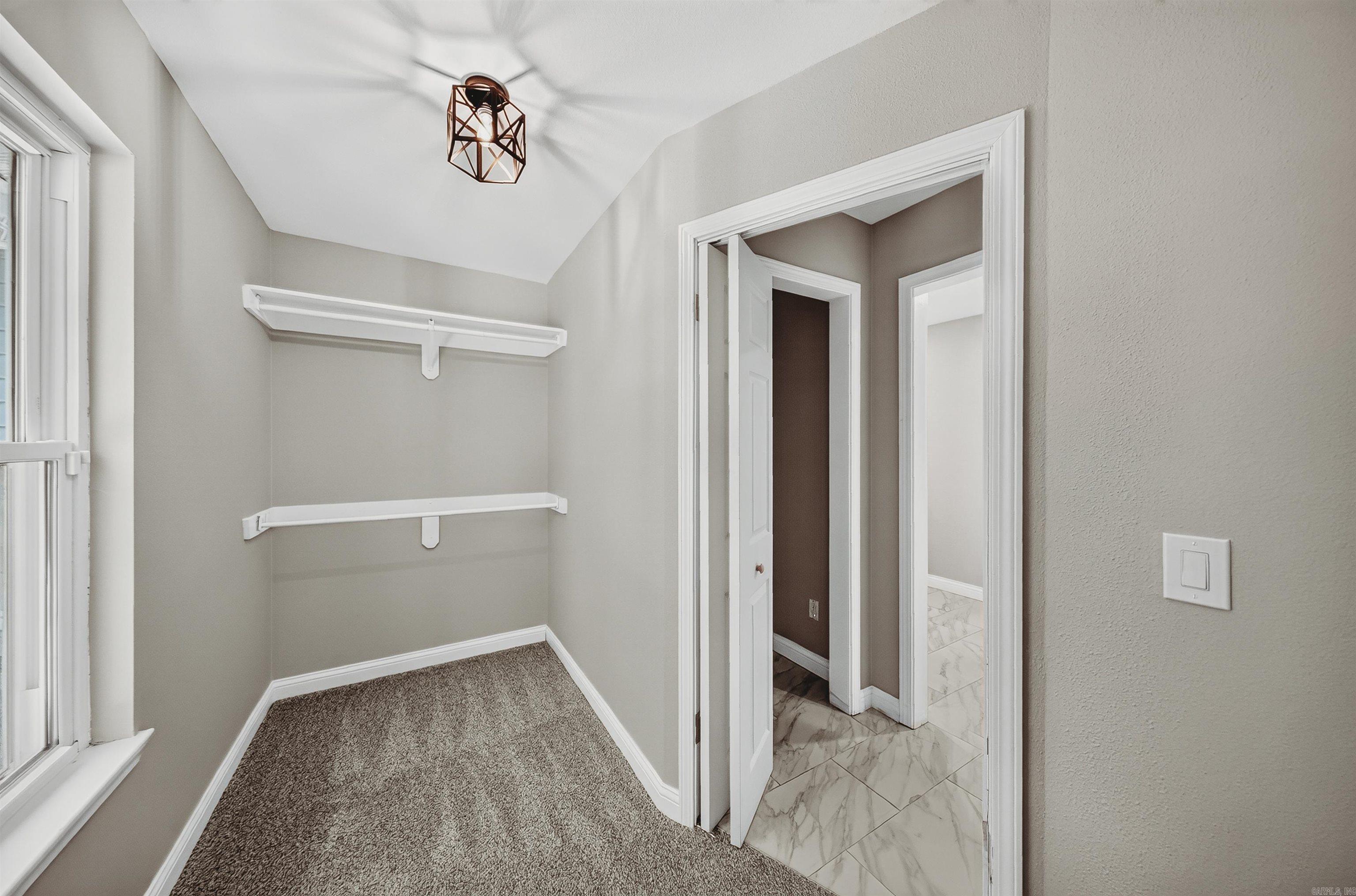 13638 Spring Road Property Photo 15