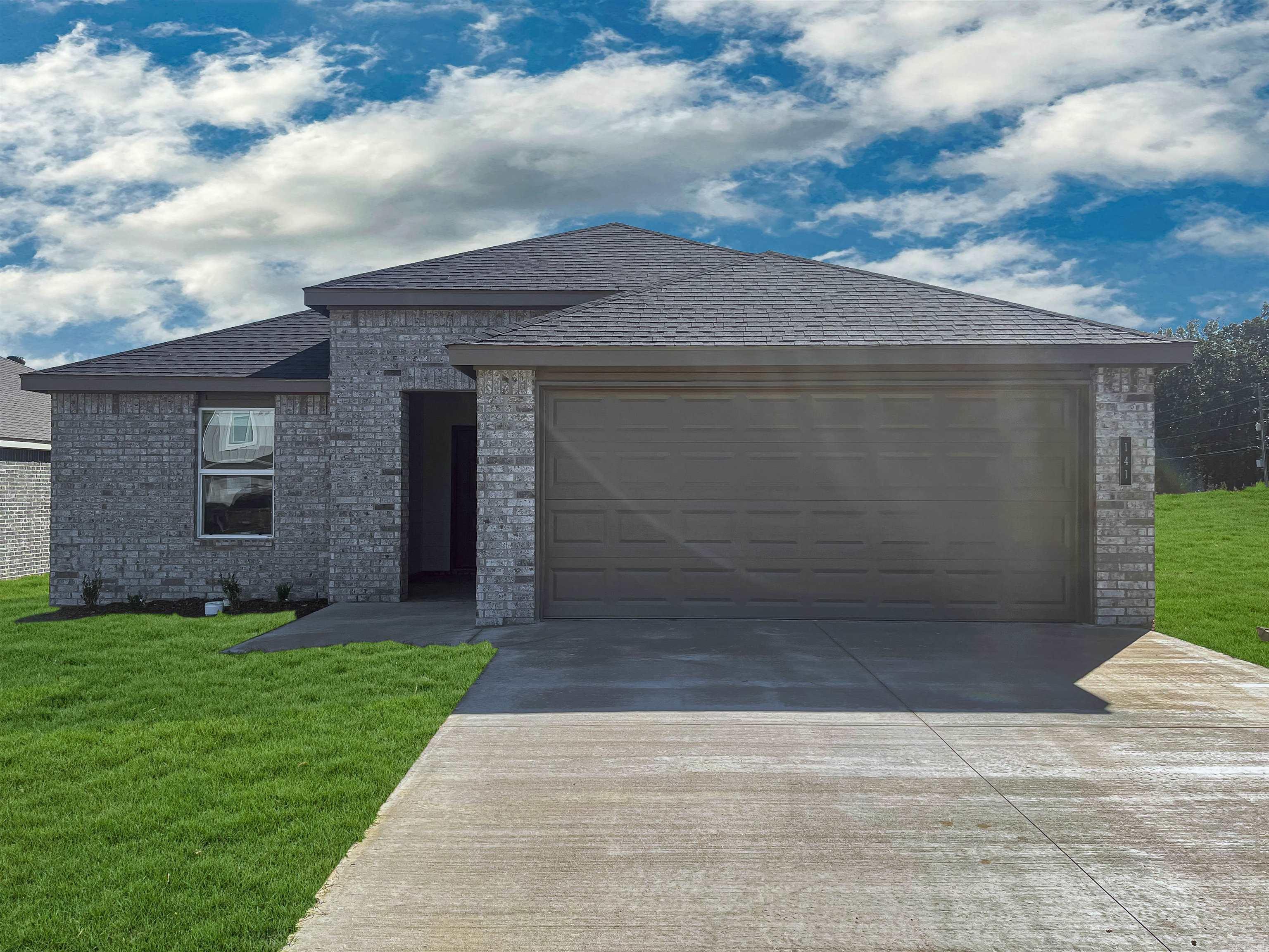 141 Moonlight Graham Boulevard Property Photo 1