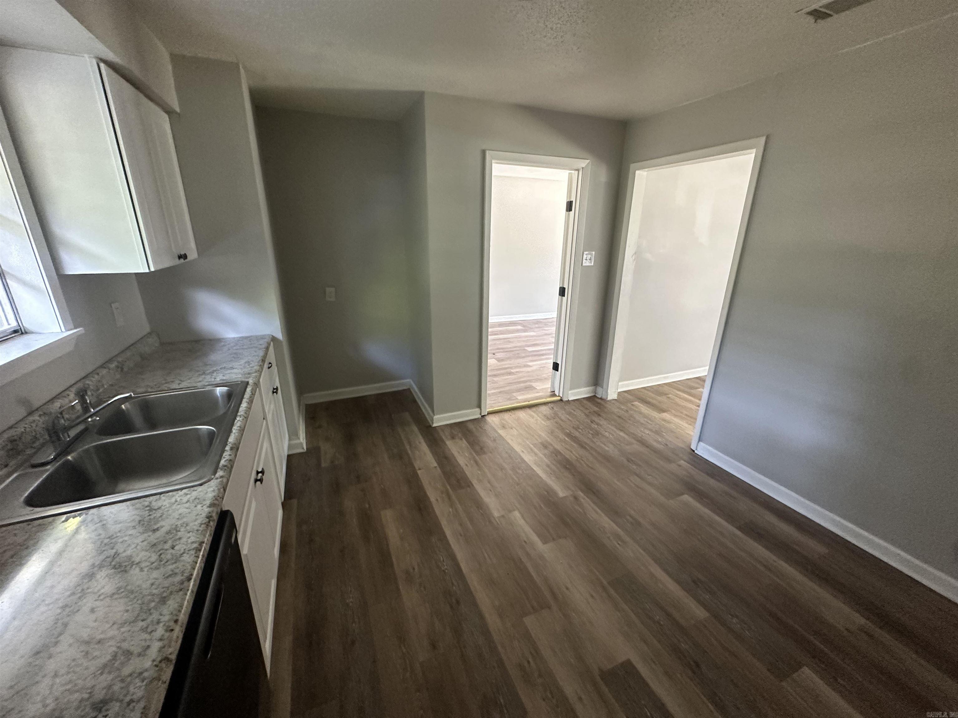 9010 Tedburn Circle Property Photo 15