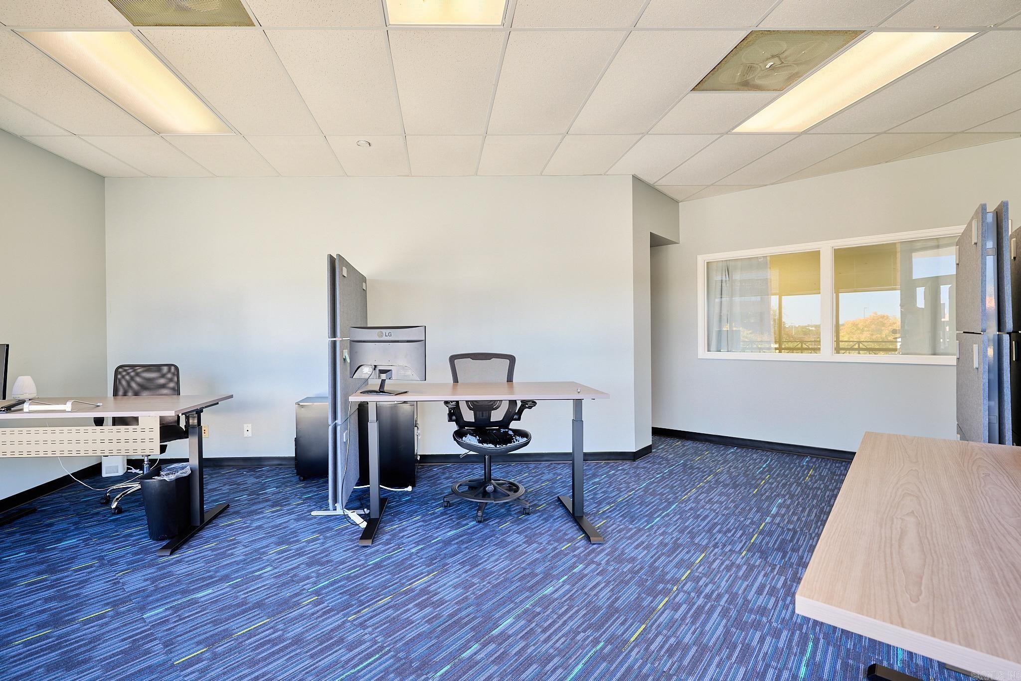 10901 Financial Centre Parkway Property Photo 21