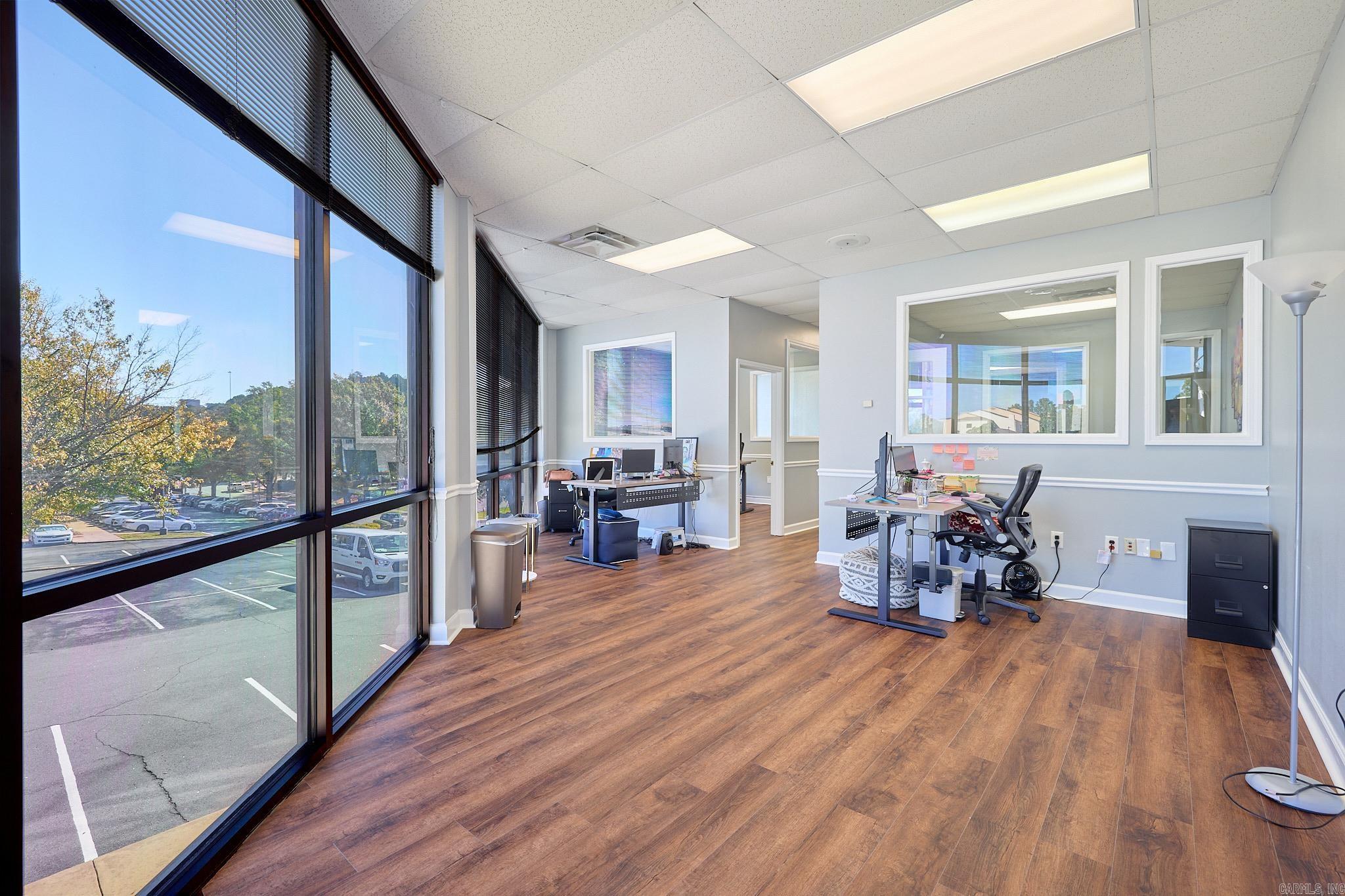 10901 Financial Centre Parkway Property Photo 28