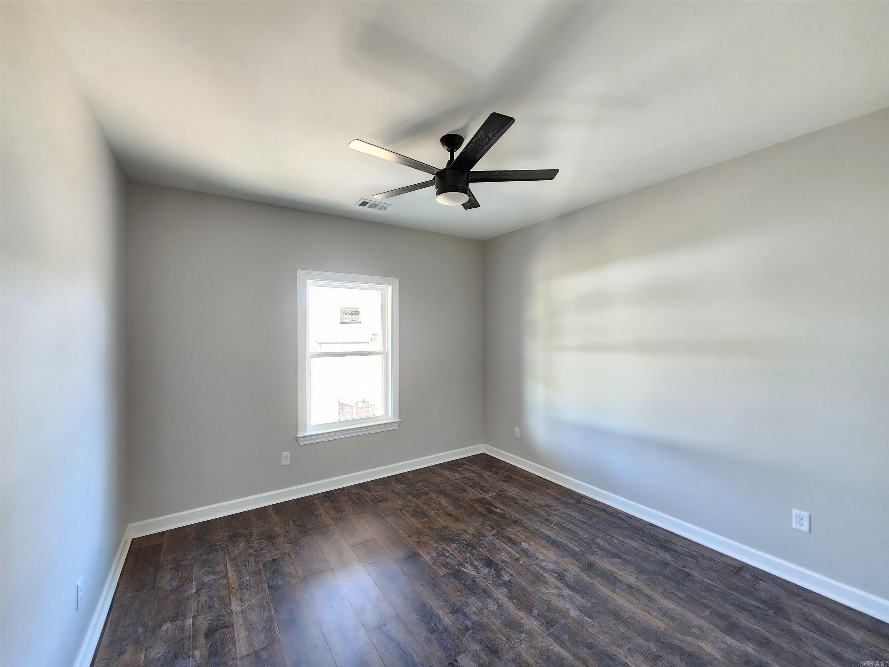 15 Ravell Road Property Photo 14