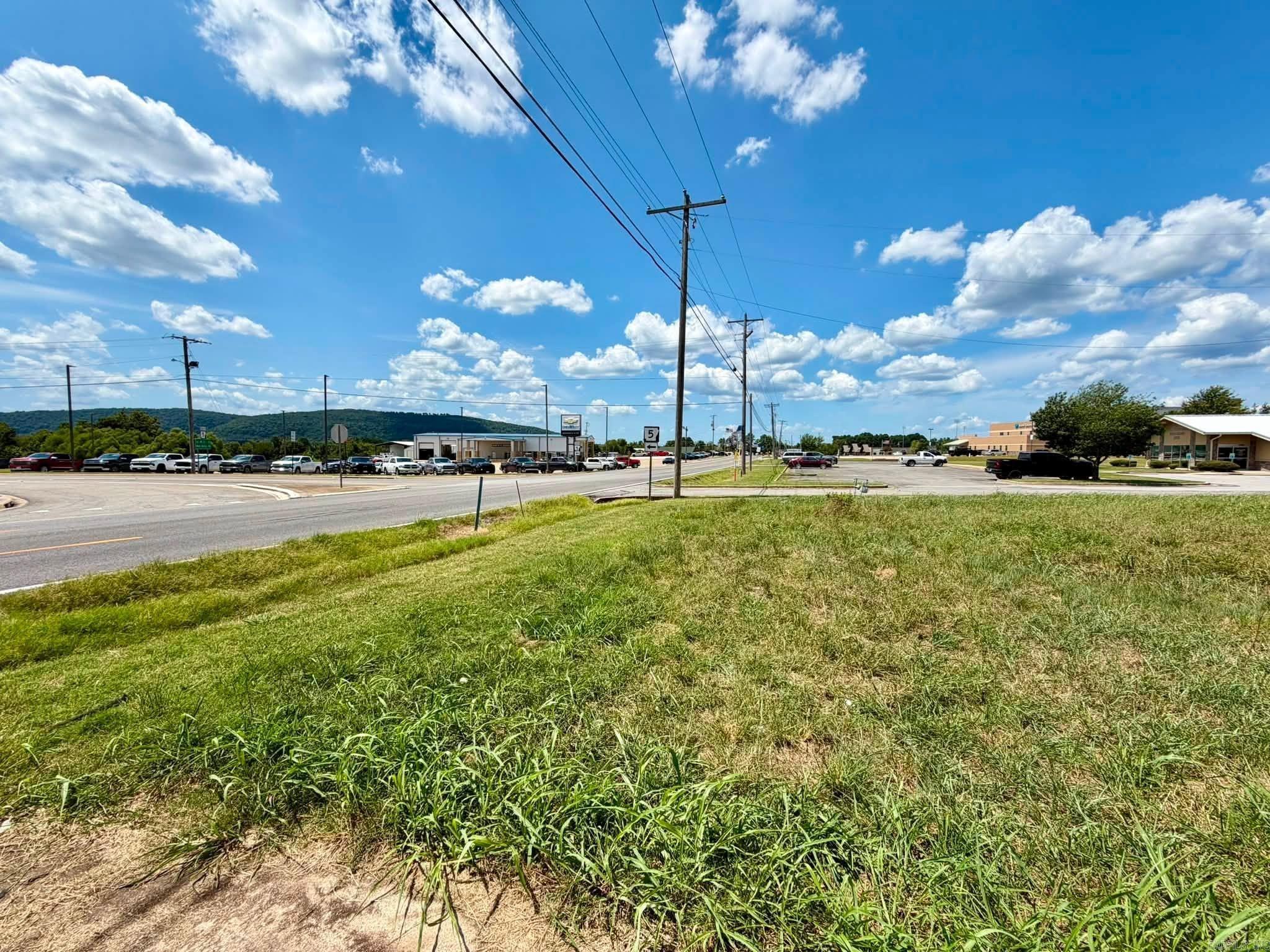 2208 E Main Property Photo 1
