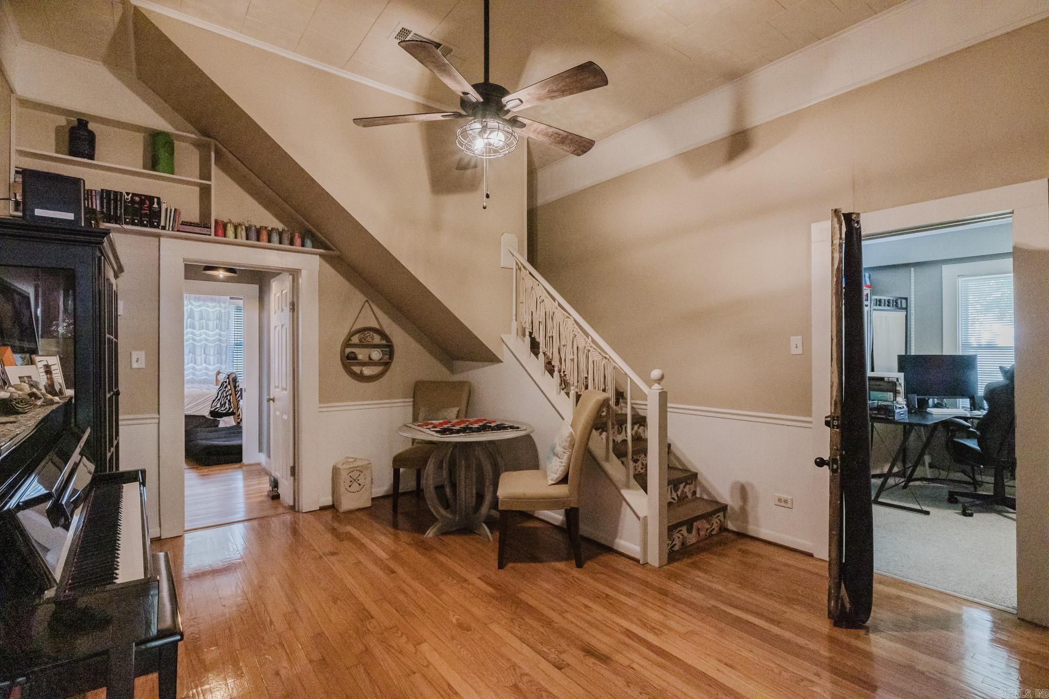 107 E Sullenberger Avenue Property Photo 24
