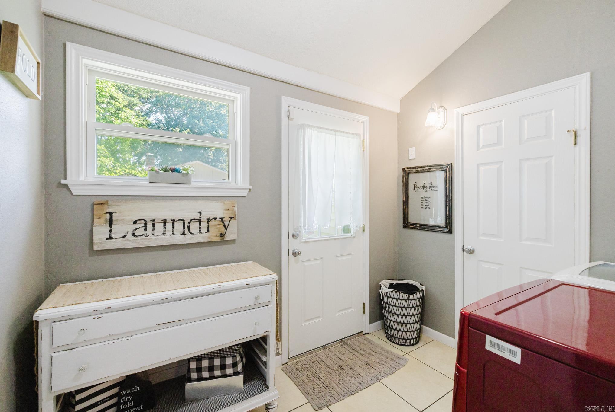 107 E Sullenberger Avenue Property Photo 32