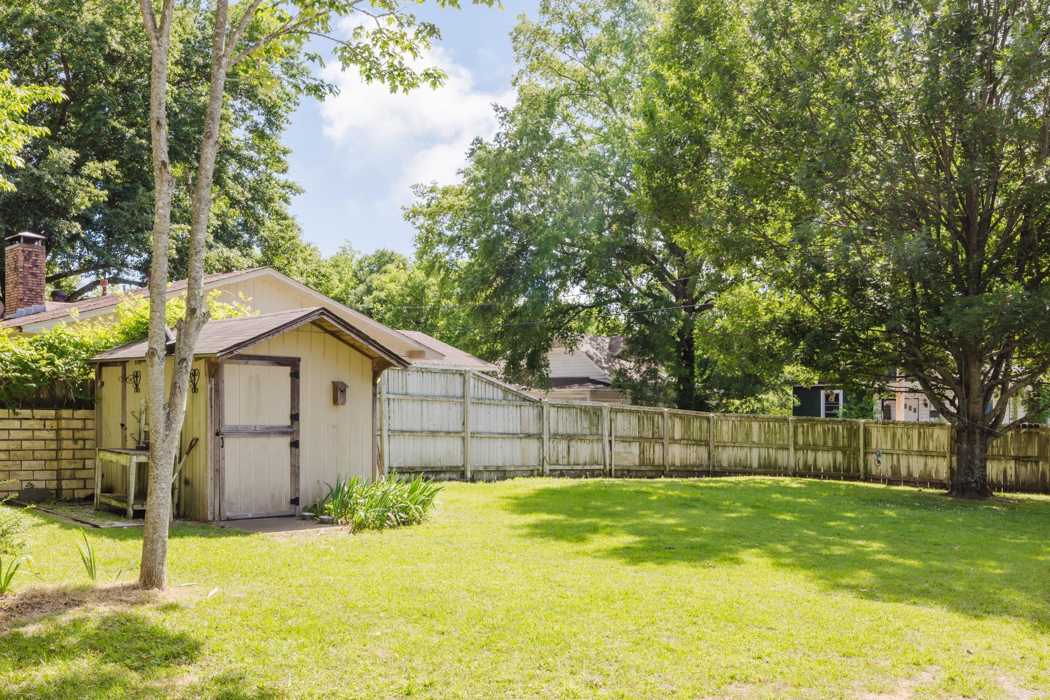 107 E Sullenberger Avenue Property Photo 37