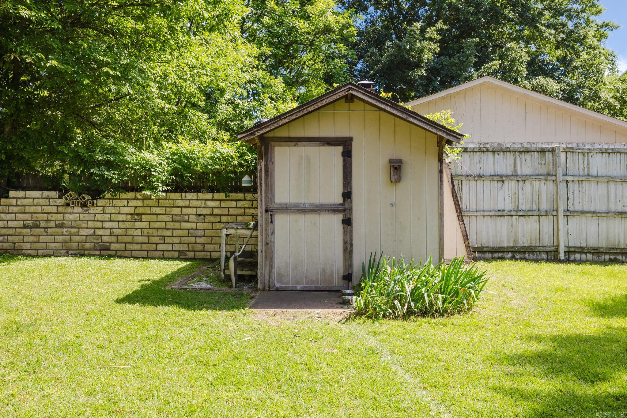 107 E Sullenberger Avenue Property Photo 38