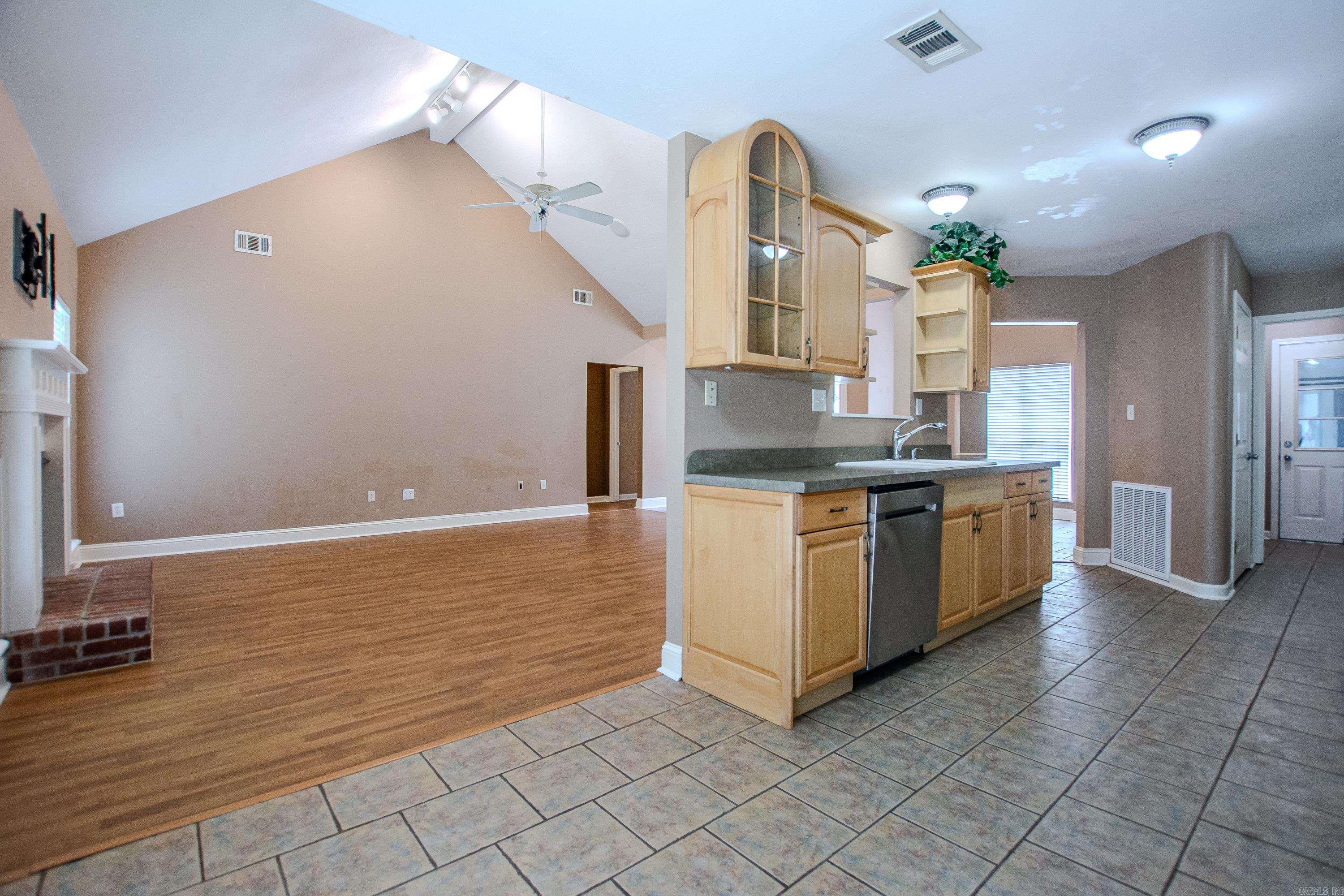 15 Windamere Property Photo 19