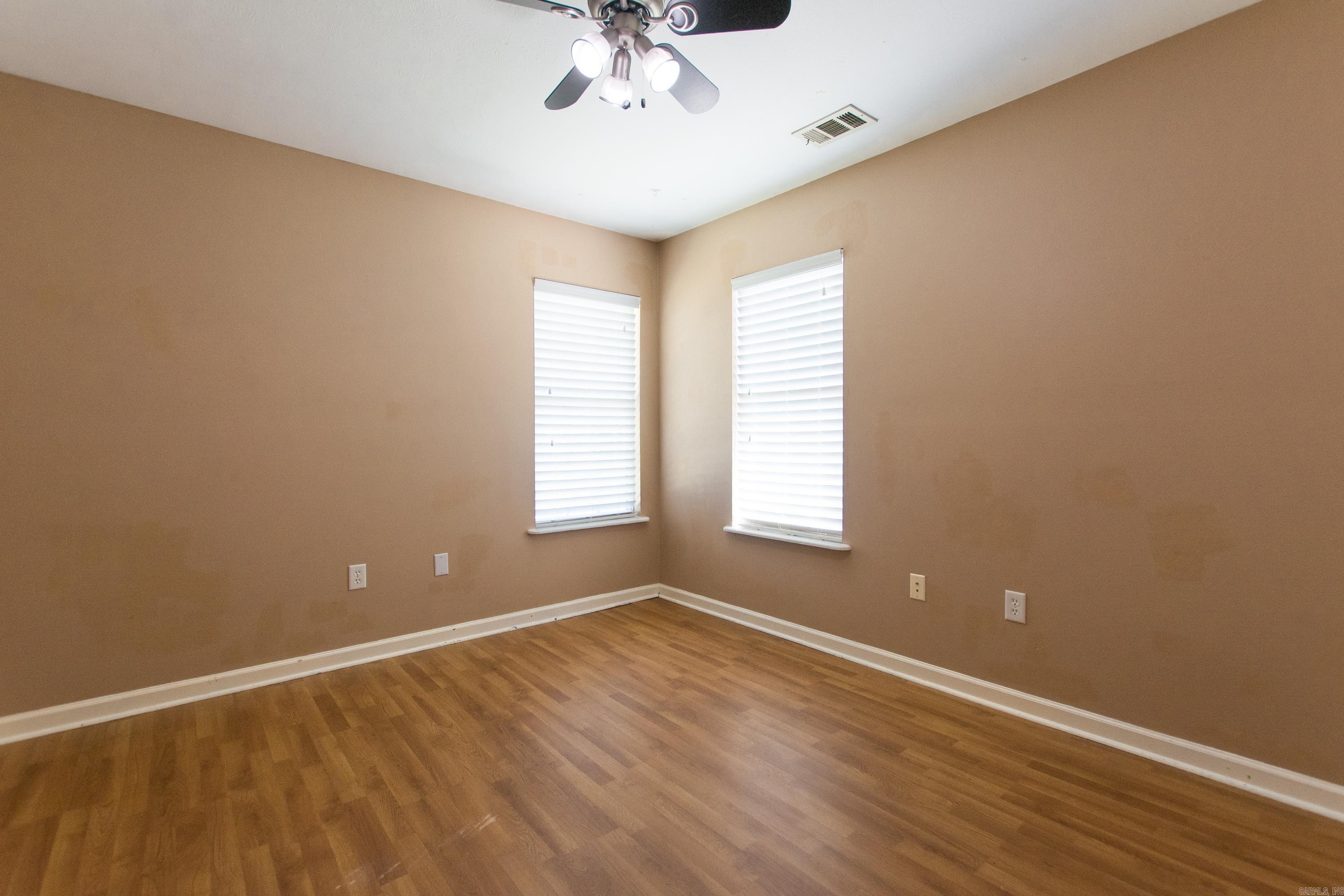 15 Windamere Property Photo 36