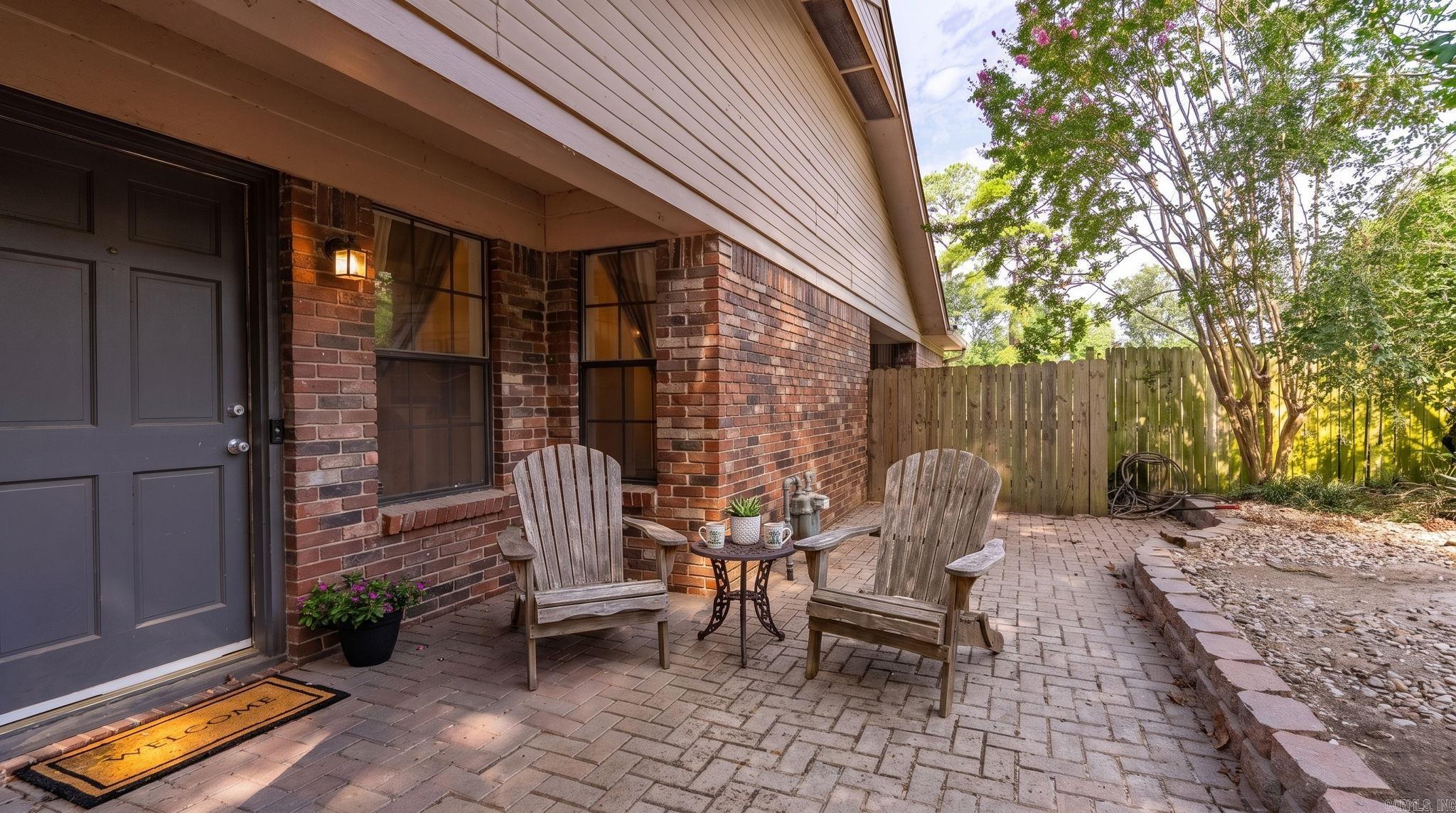 30 Woodlore Circle Property Photo 7