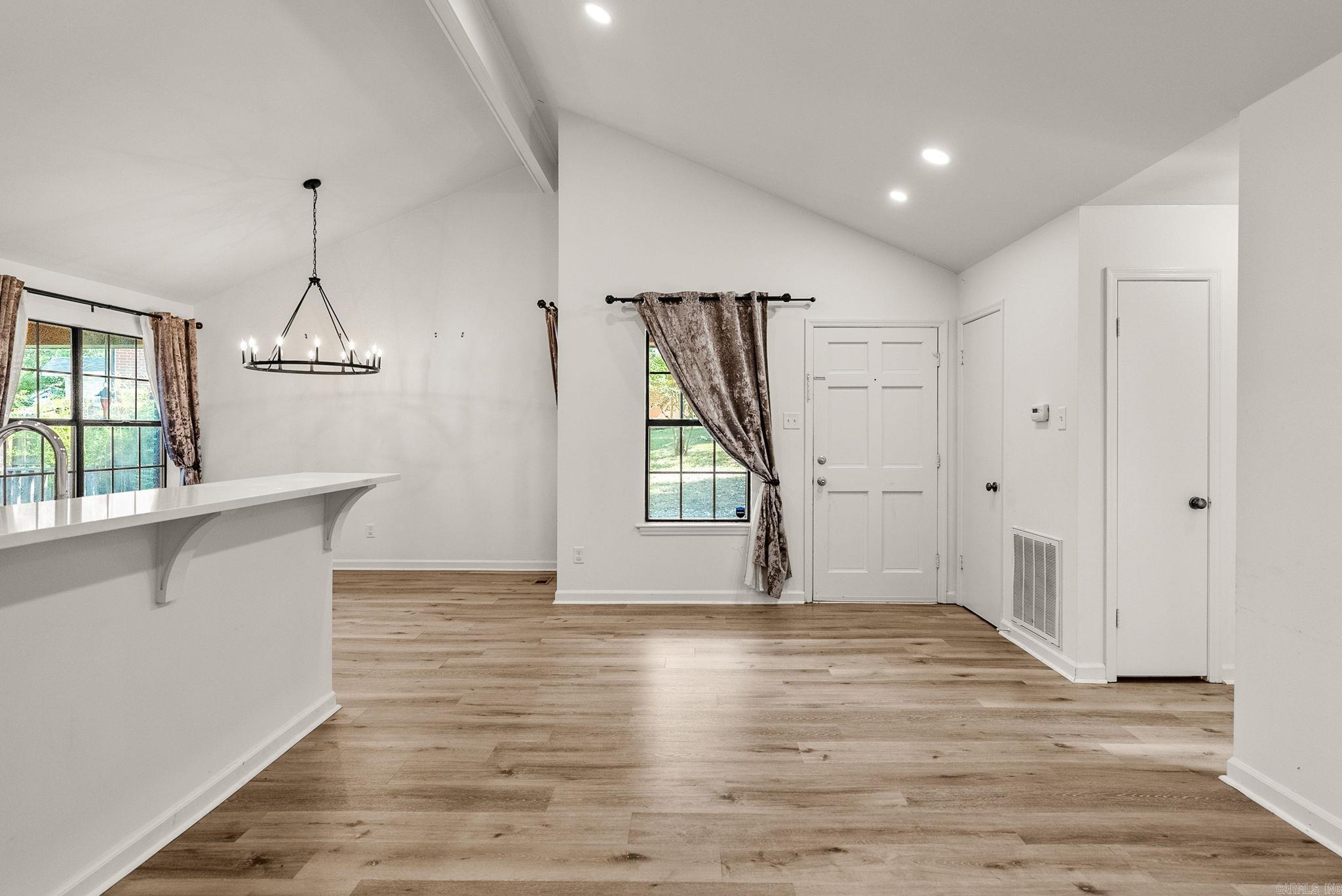 30 Woodlore Circle Property Photo 12