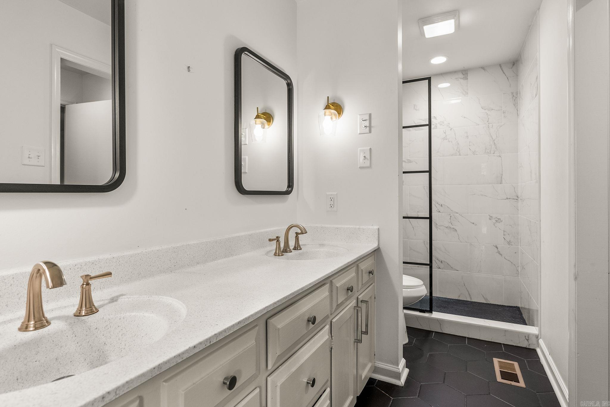 30 Woodlore Circle Property Photo 29