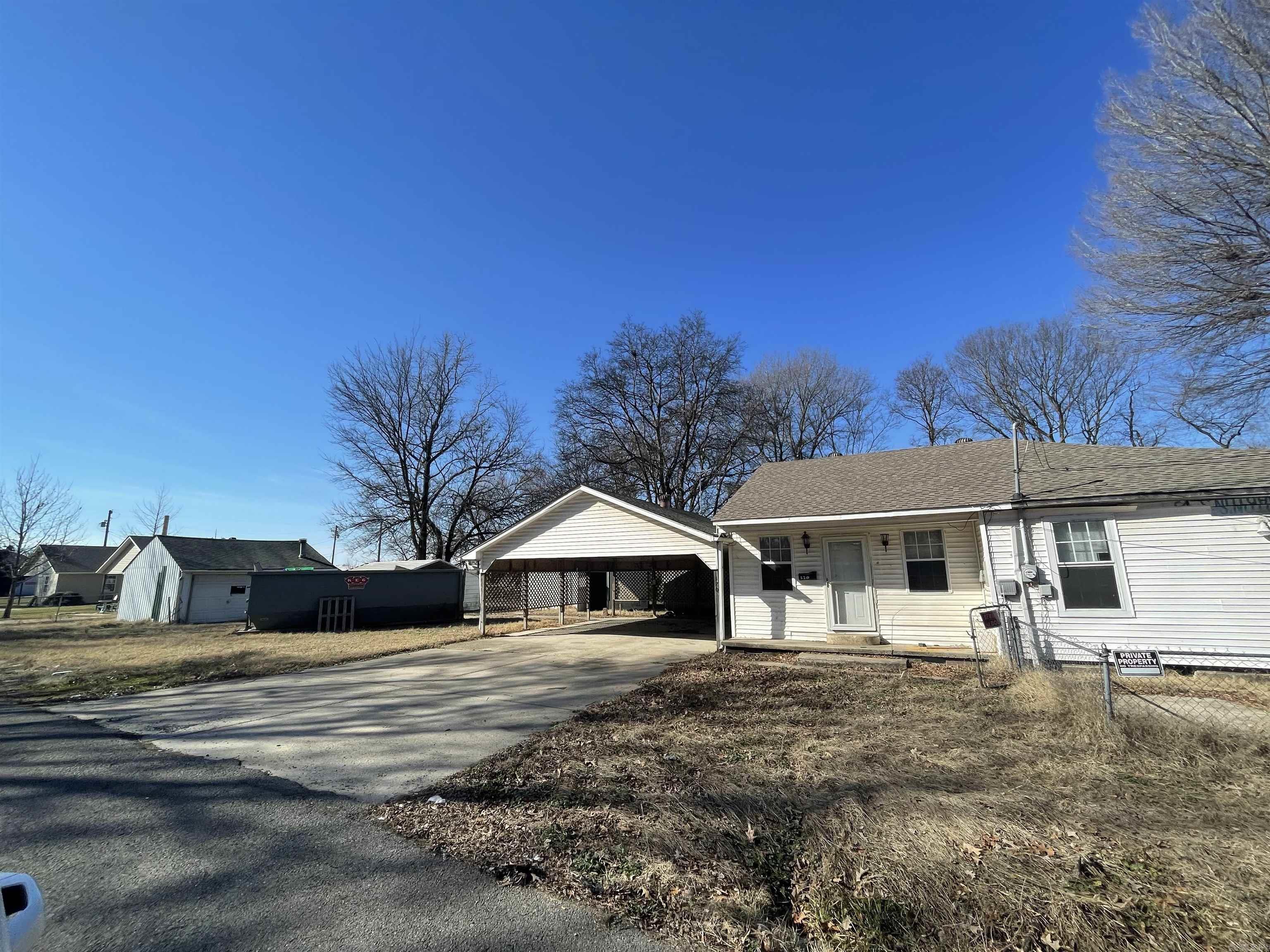 120 E Speedway Street Property Photo 2