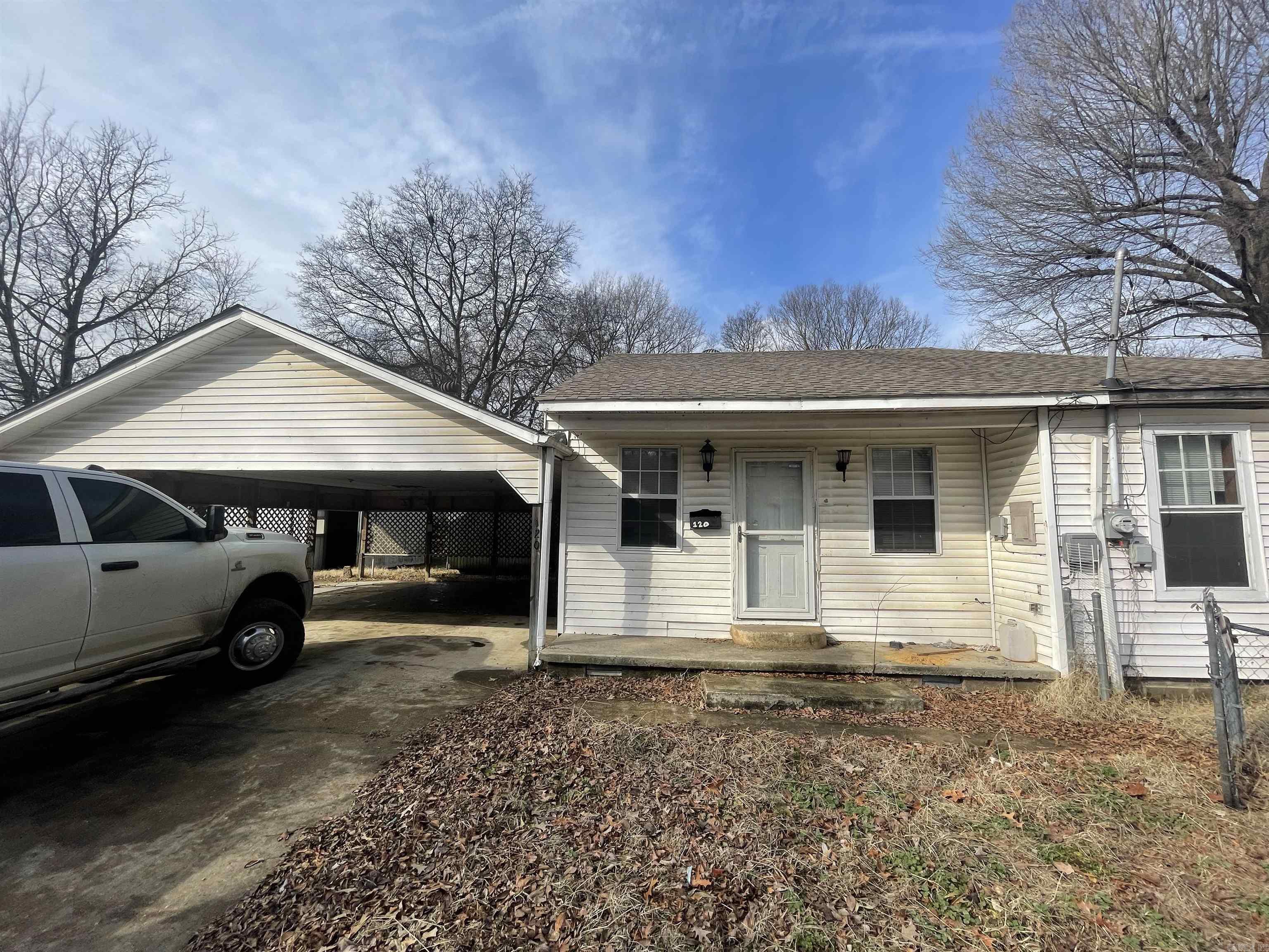 120 E Speedway Street Property Photo 4
