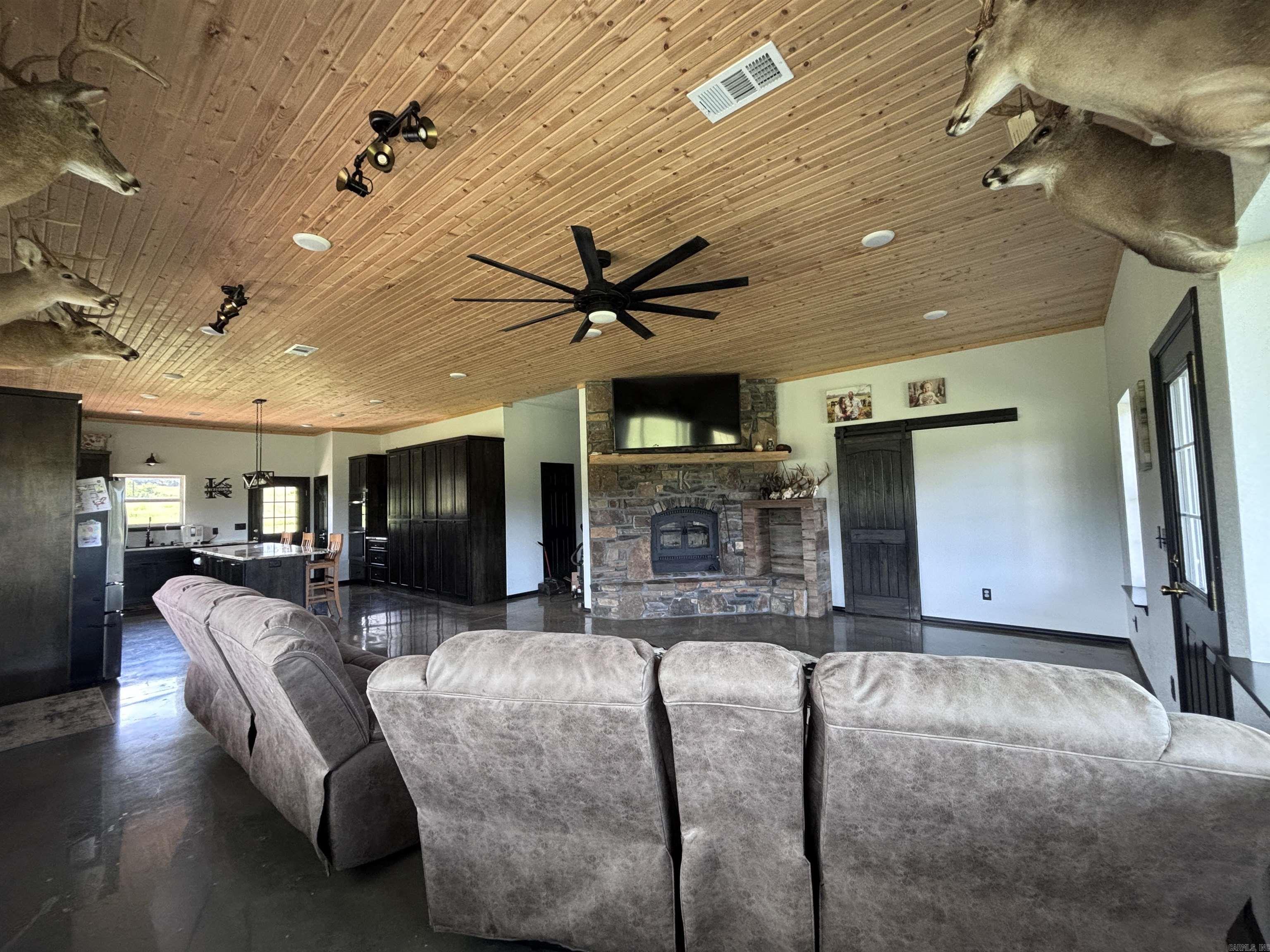 2494 Ember Road Property Photo 13