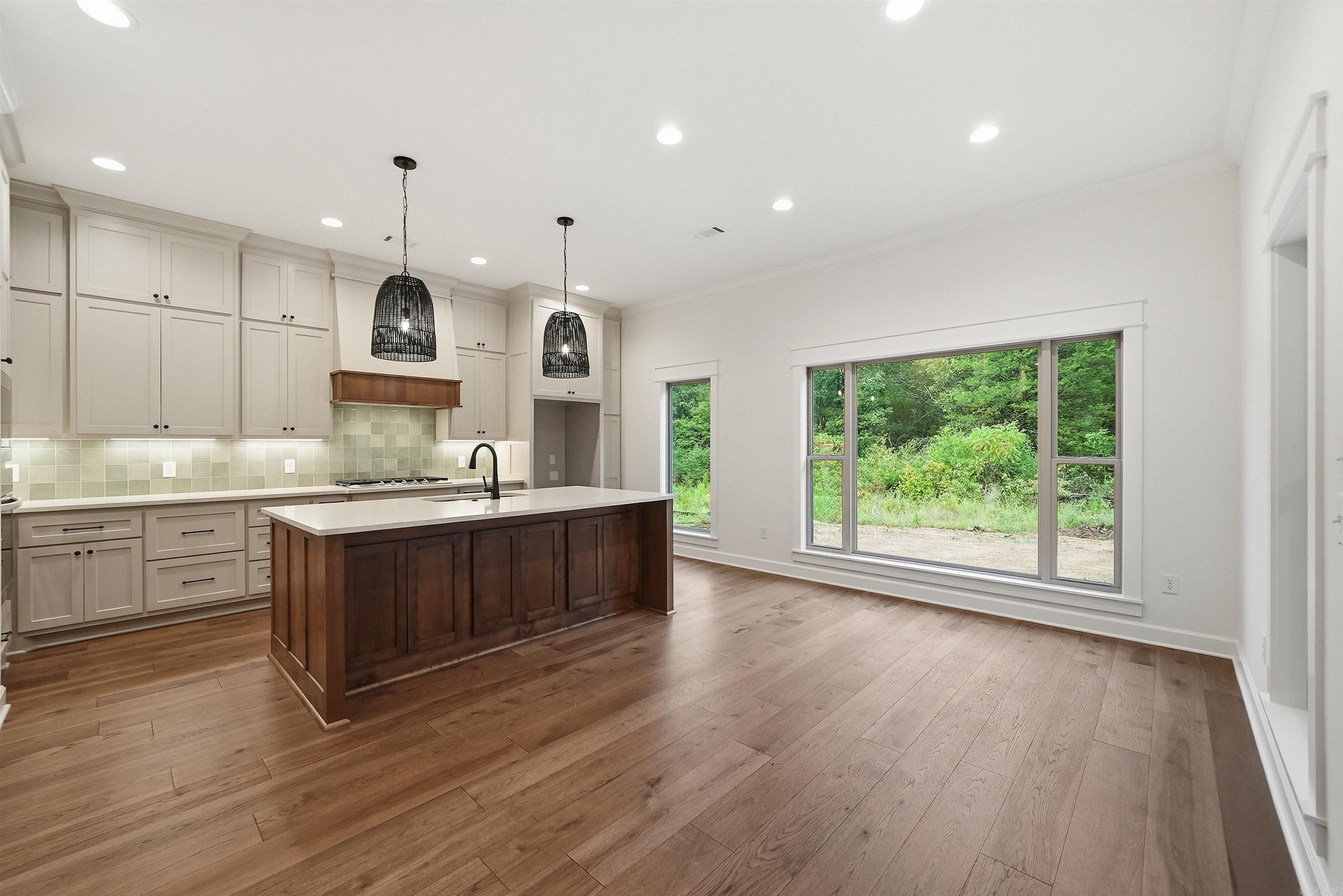 4 Camelot Court Property Photo 18
