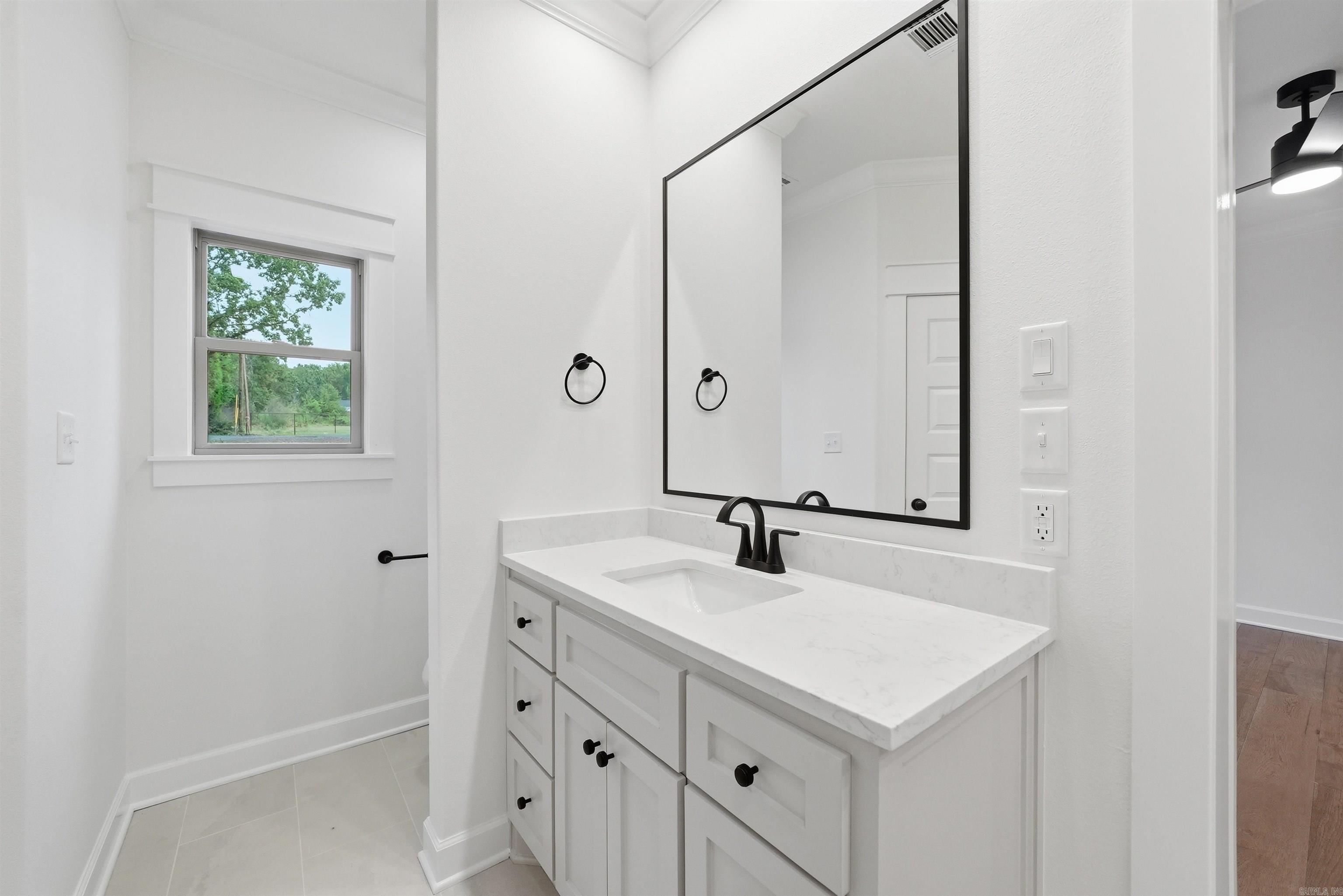 4 Camelot Court Property Photo 31