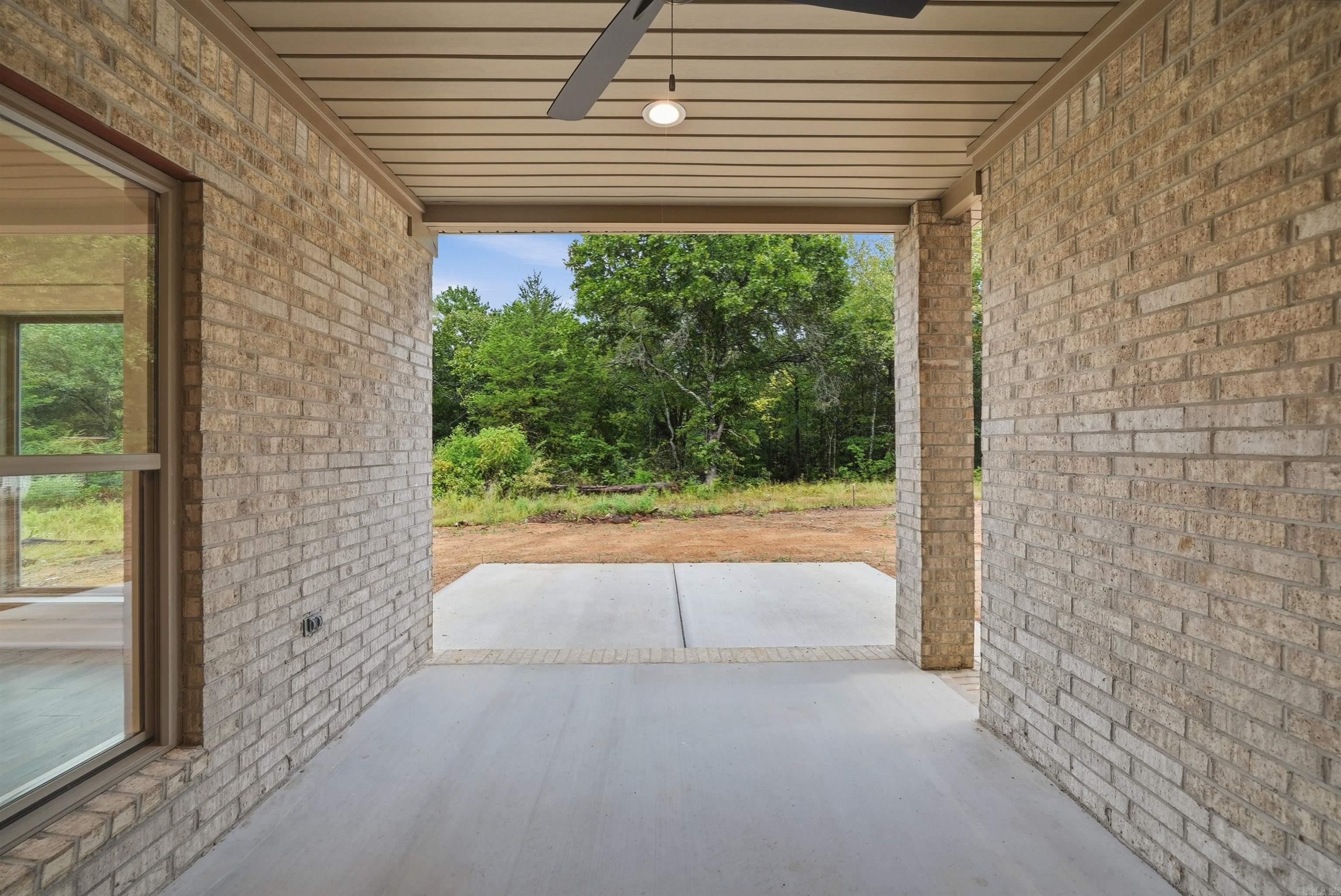 4 Camelot Court Property Photo 43