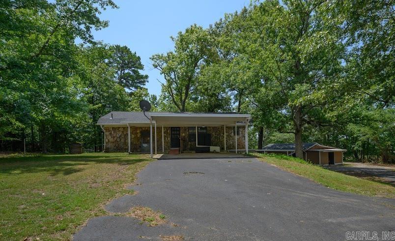 2911 Hwy 71 S Property Photo 4