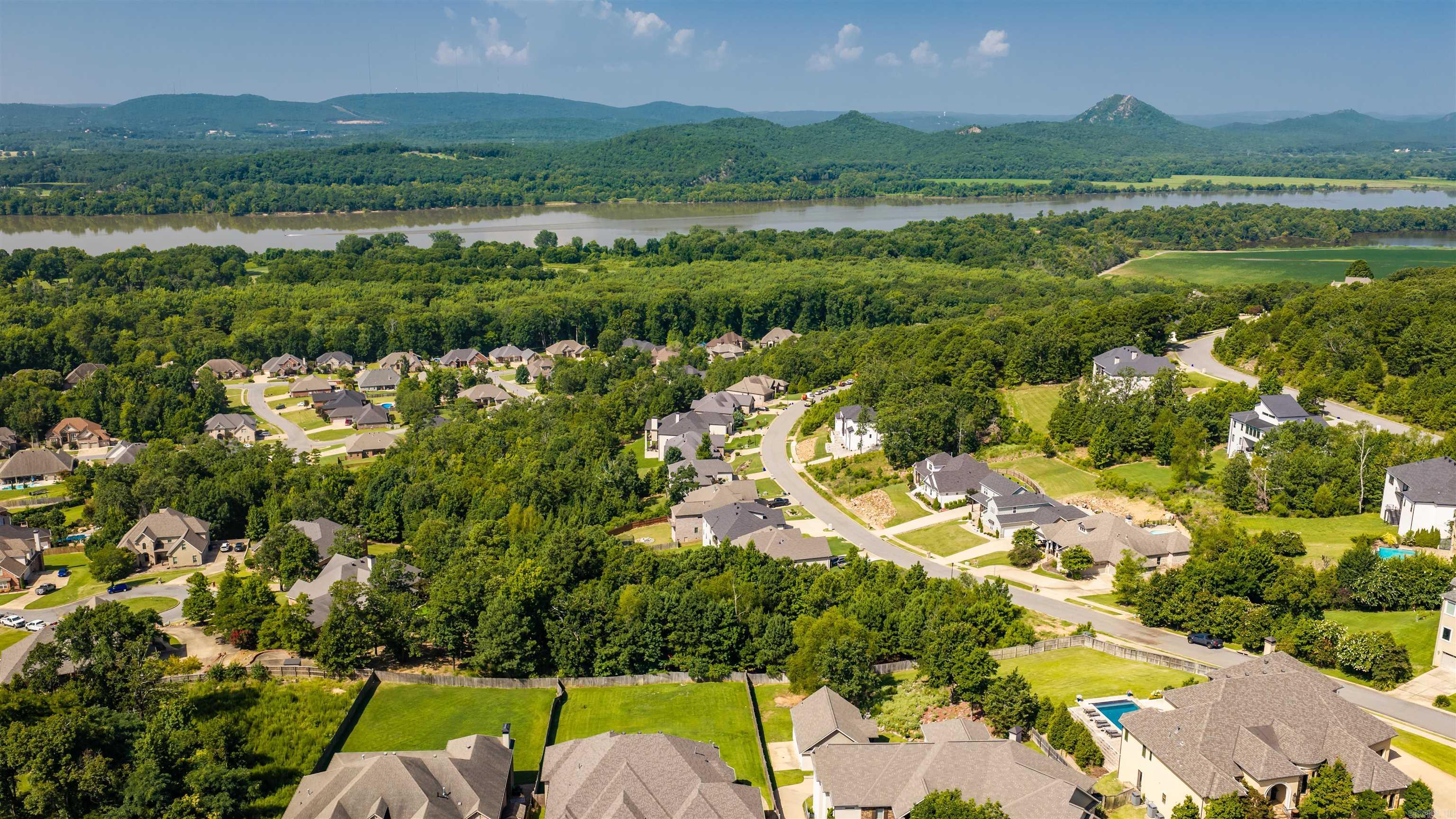209-211 Maumelle Valley Drive Property Photo 10