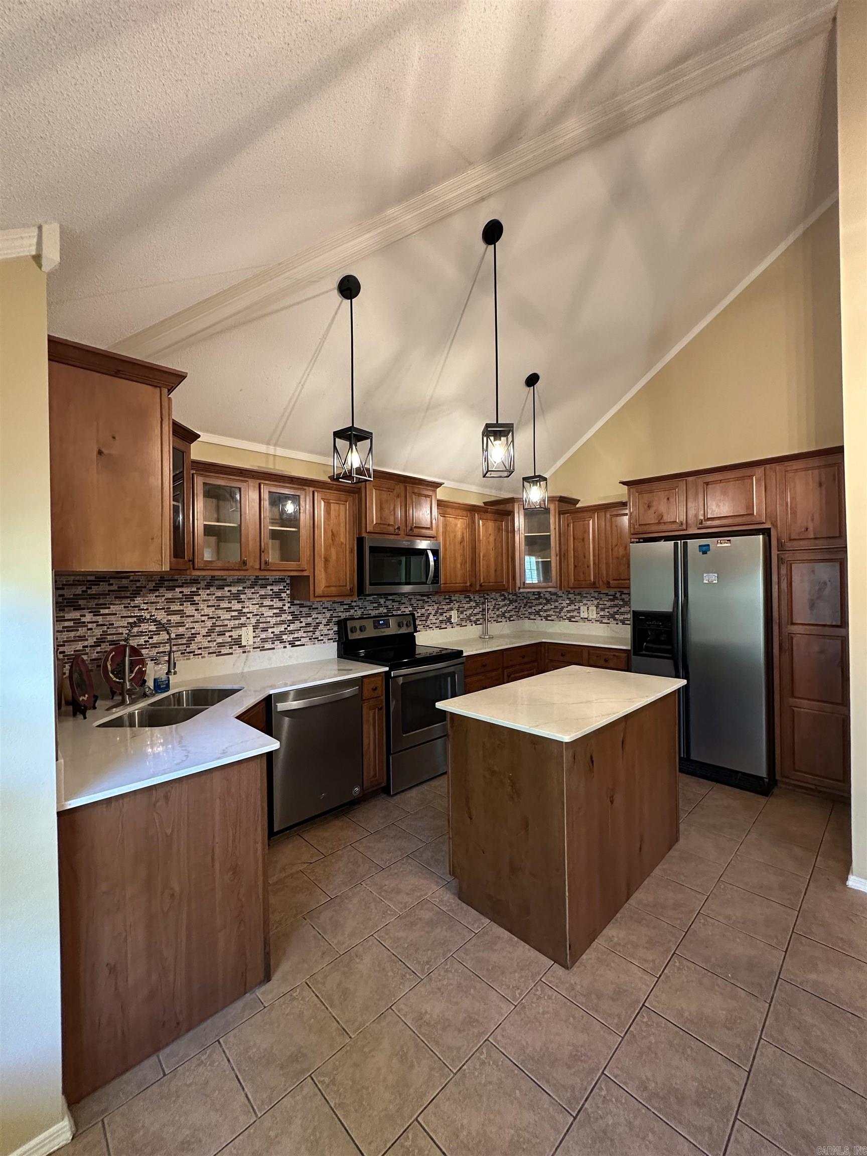 13616 Dynasty Drive Property Photo 9
