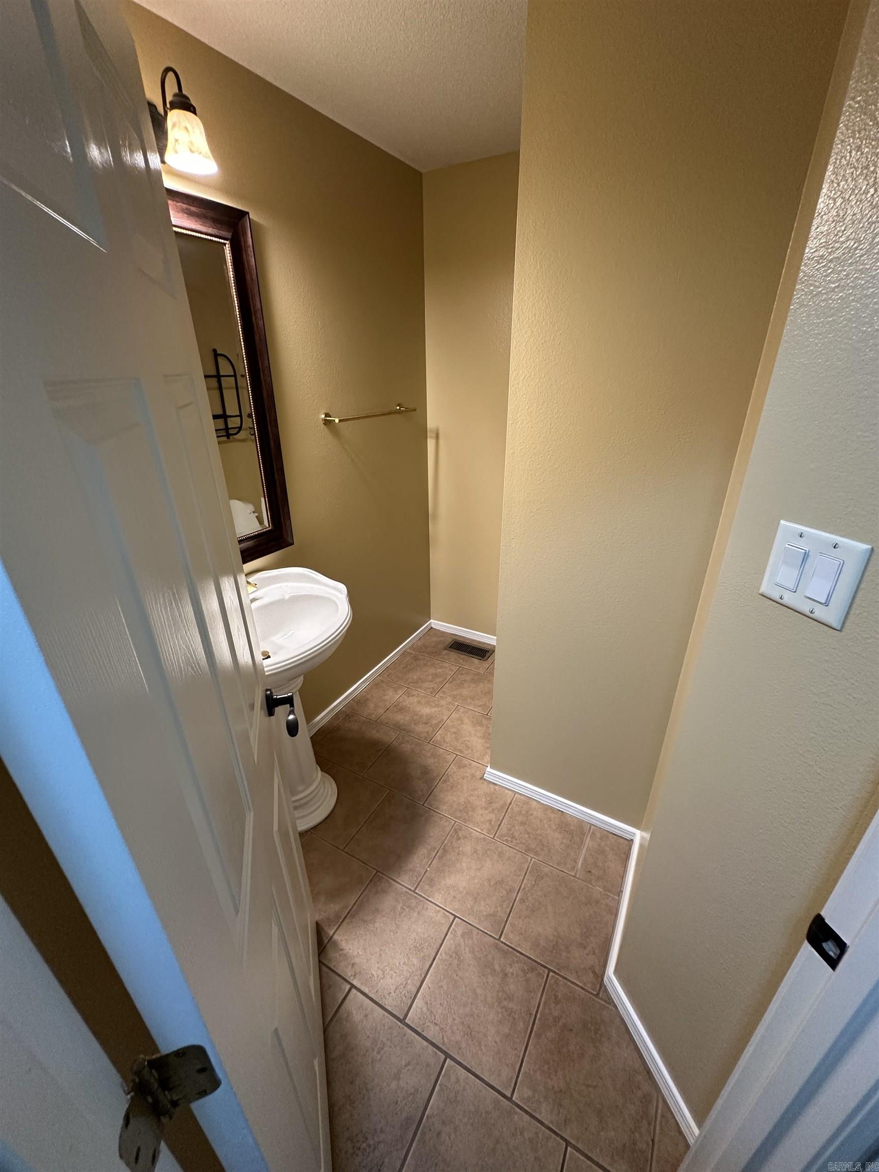 13616 Dynasty Drive Property Photo 19