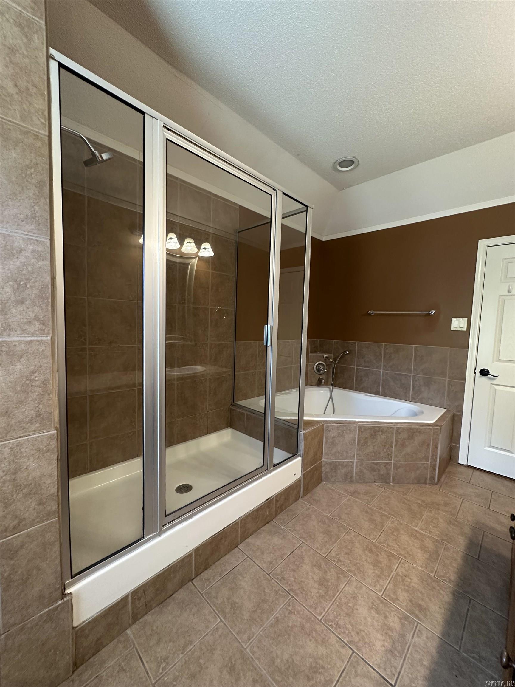 13616 Dynasty Drive Property Photo 31