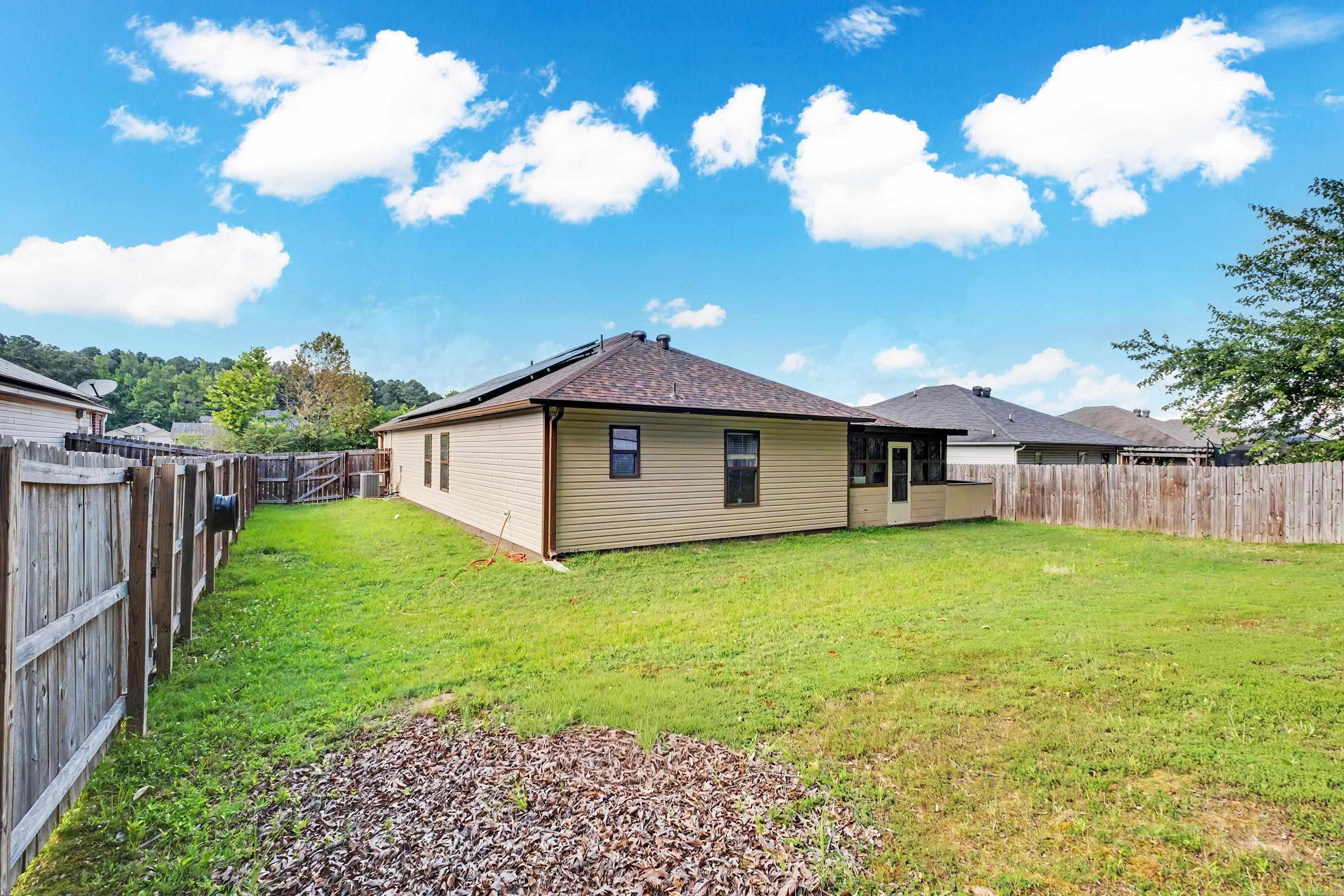 1306 Crossing Loop Property Photo 2