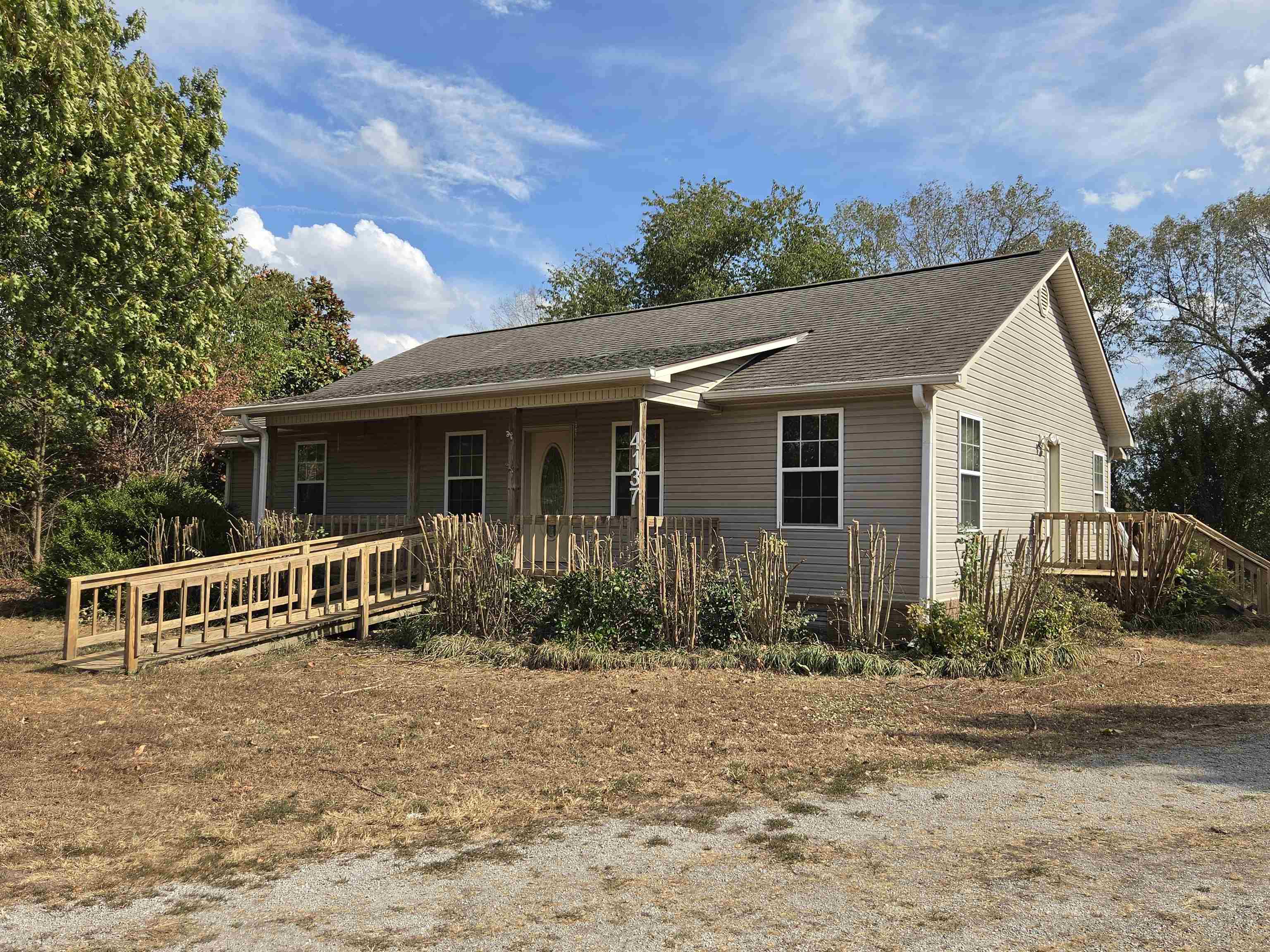 4137 State Highway 289 Property Photo 3