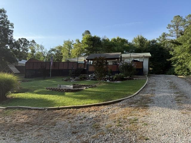 182 Tuff Property Photo 2