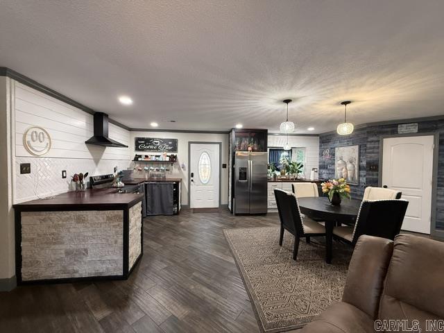 182 Tuff Property Photo 16