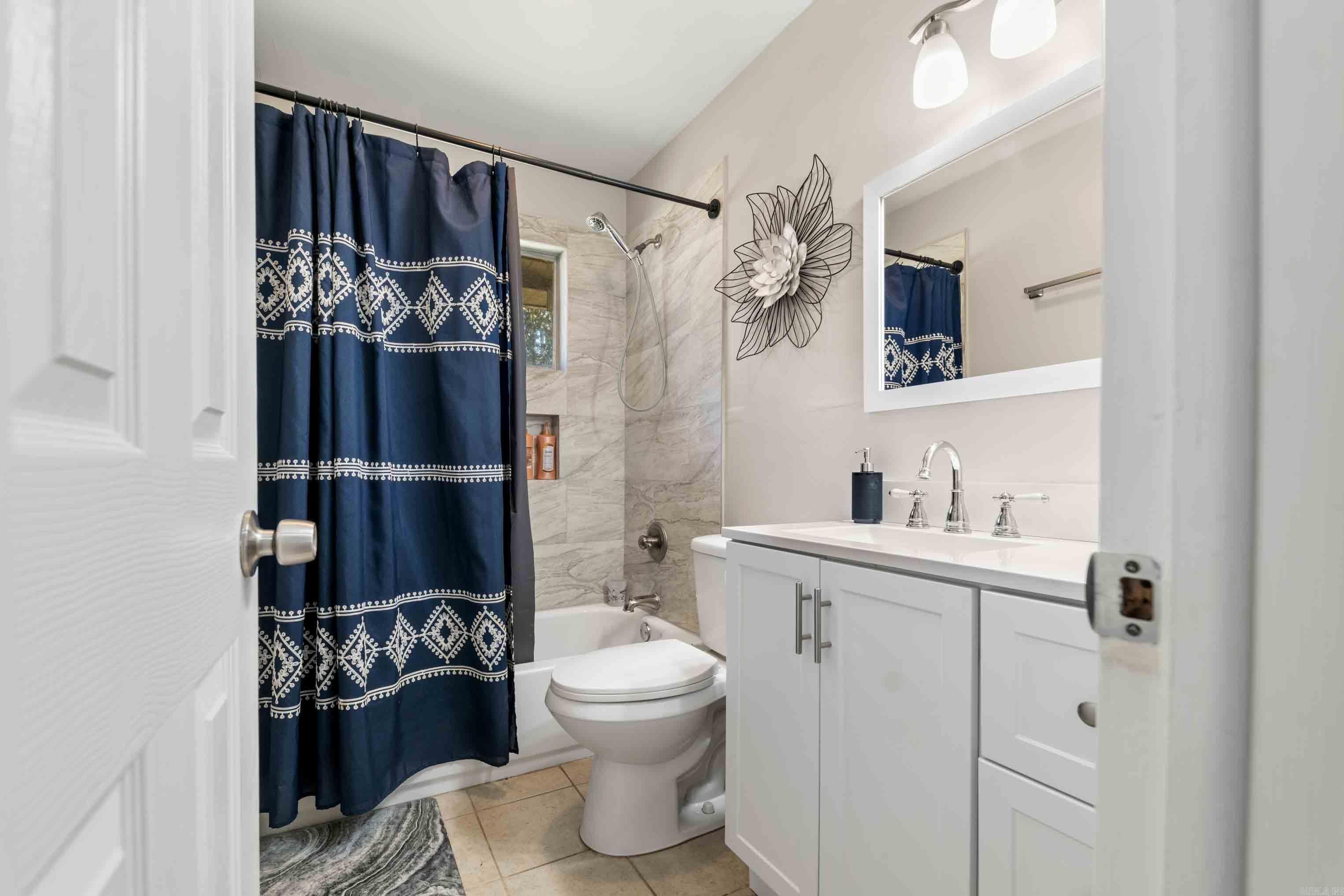 1821 E Lakeview Drive Property Photo 30