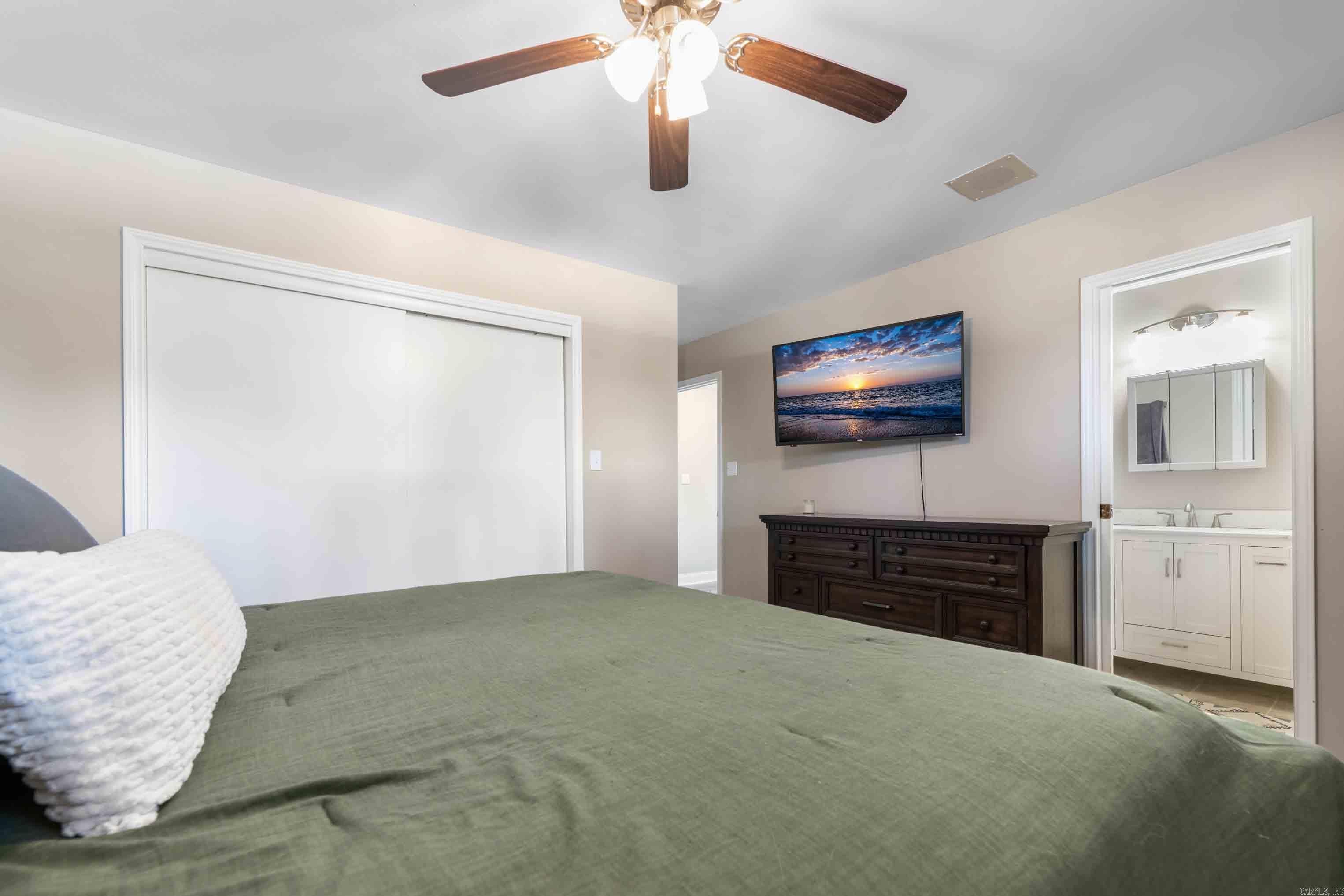 1821 E Lakeview Drive Property Photo 34