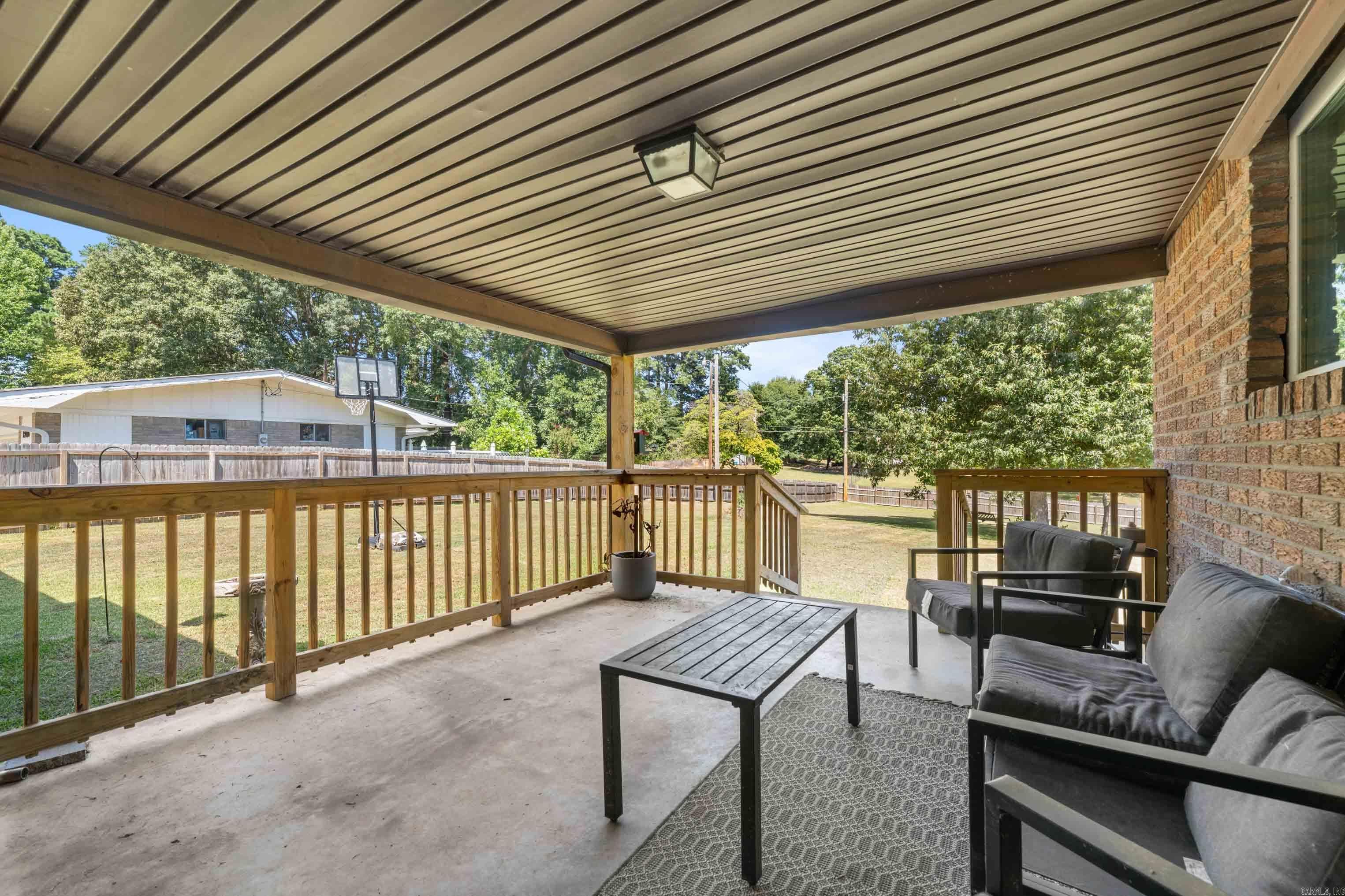 1821 E Lakeview Drive Property Photo 36
