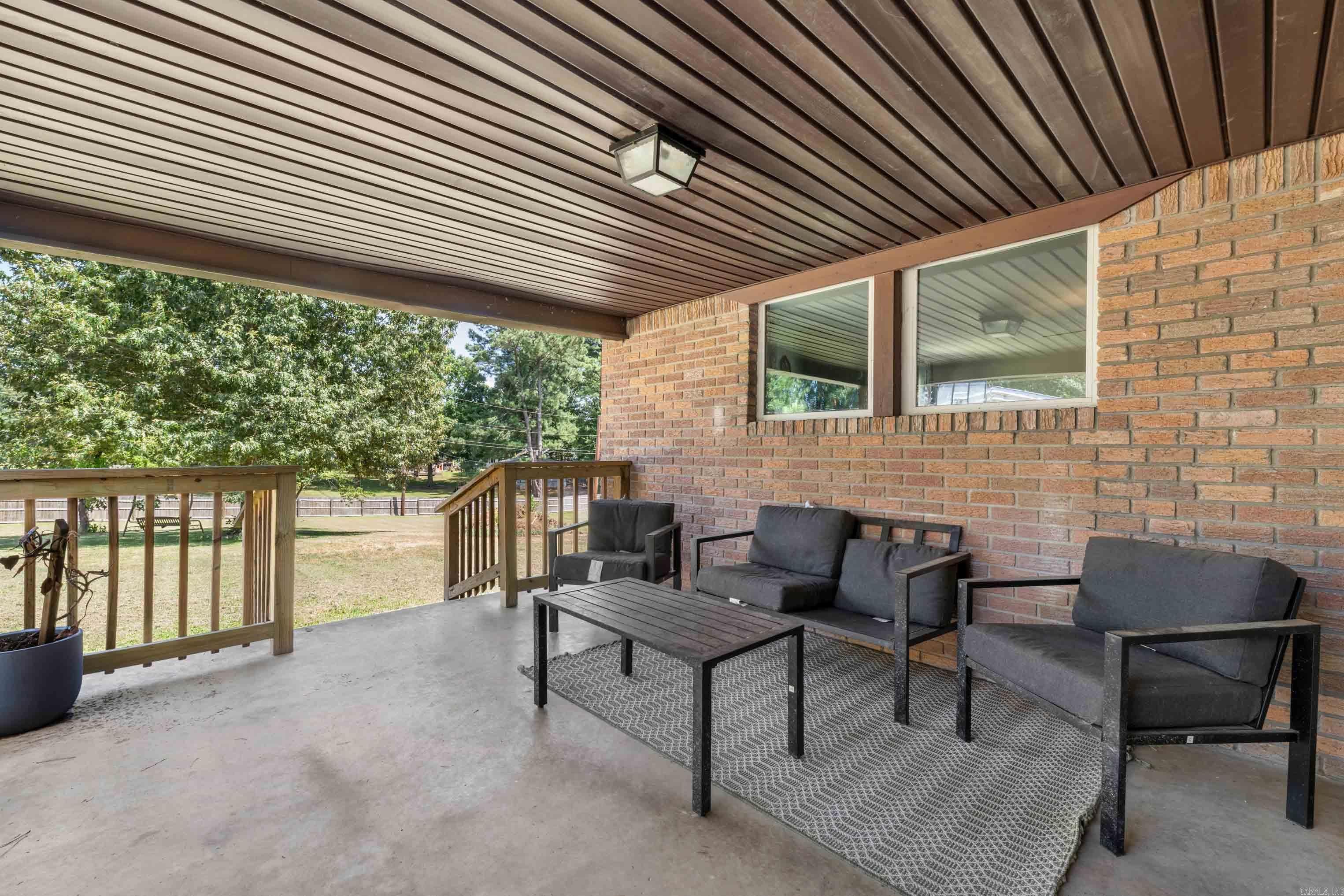 1821 E Lakeview Drive Property Photo 37