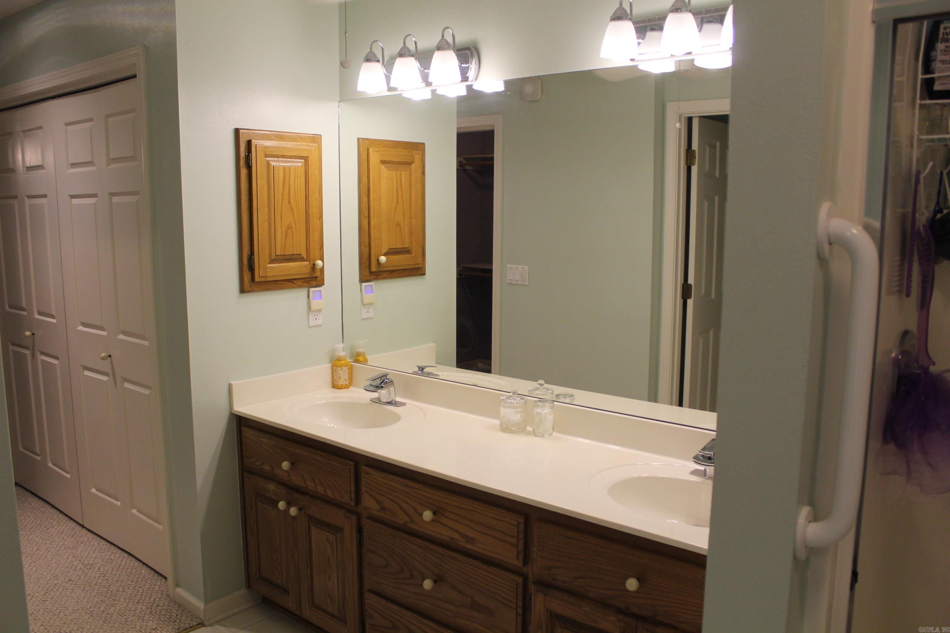 27 Almendra Lane Property Photo 22