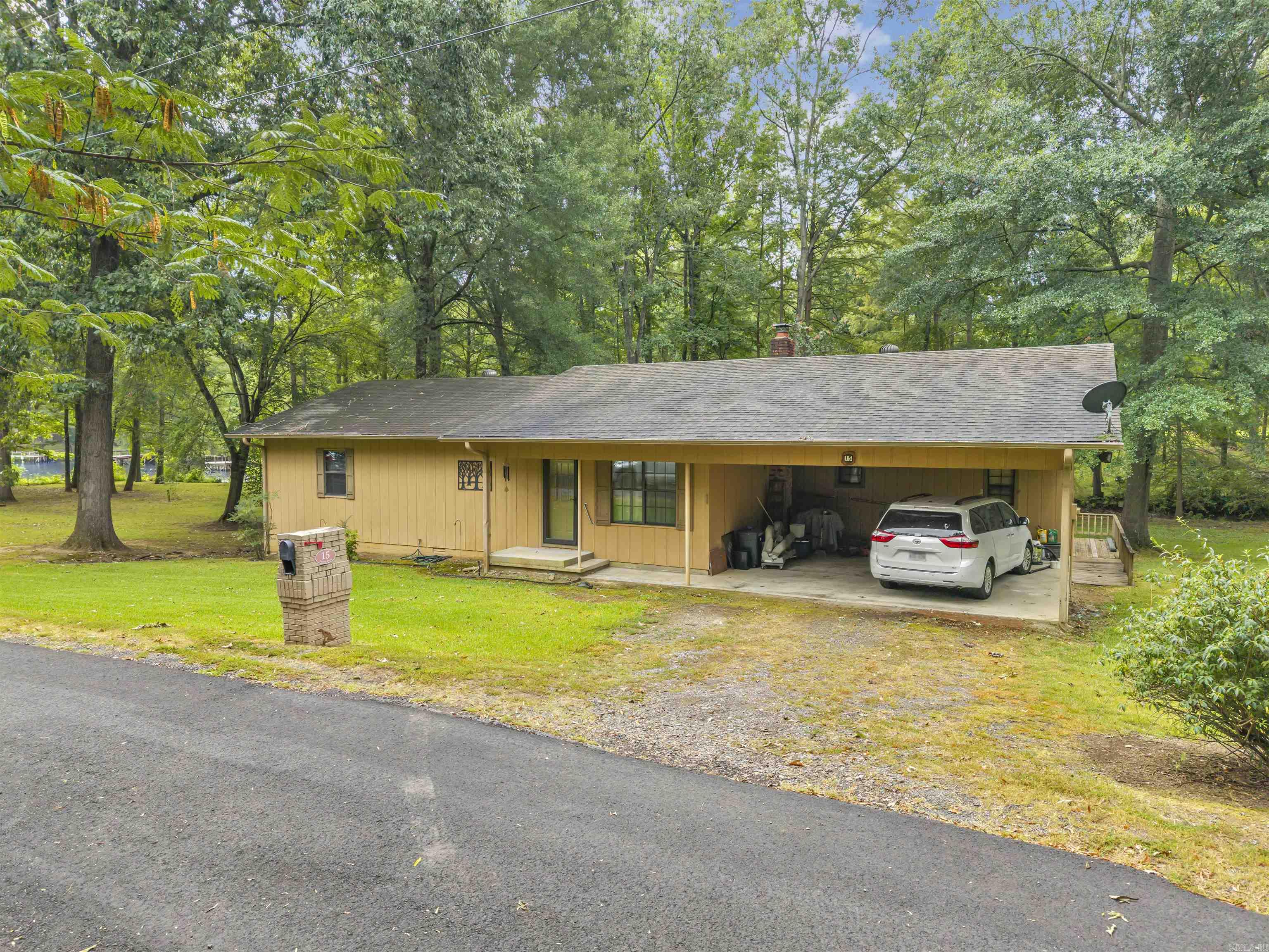 15 Spring Road Property Photo 1