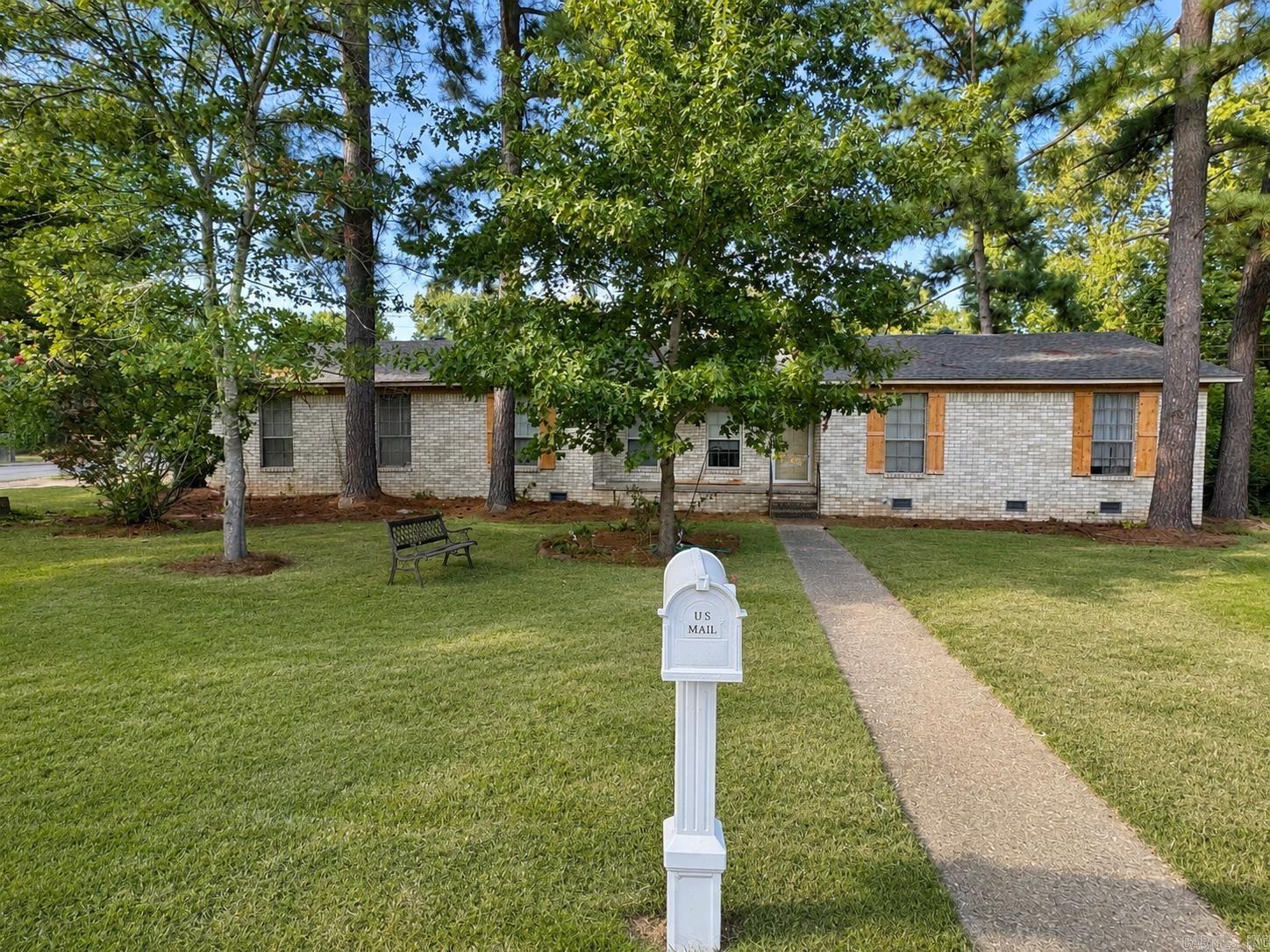 122 Berkshire Cir