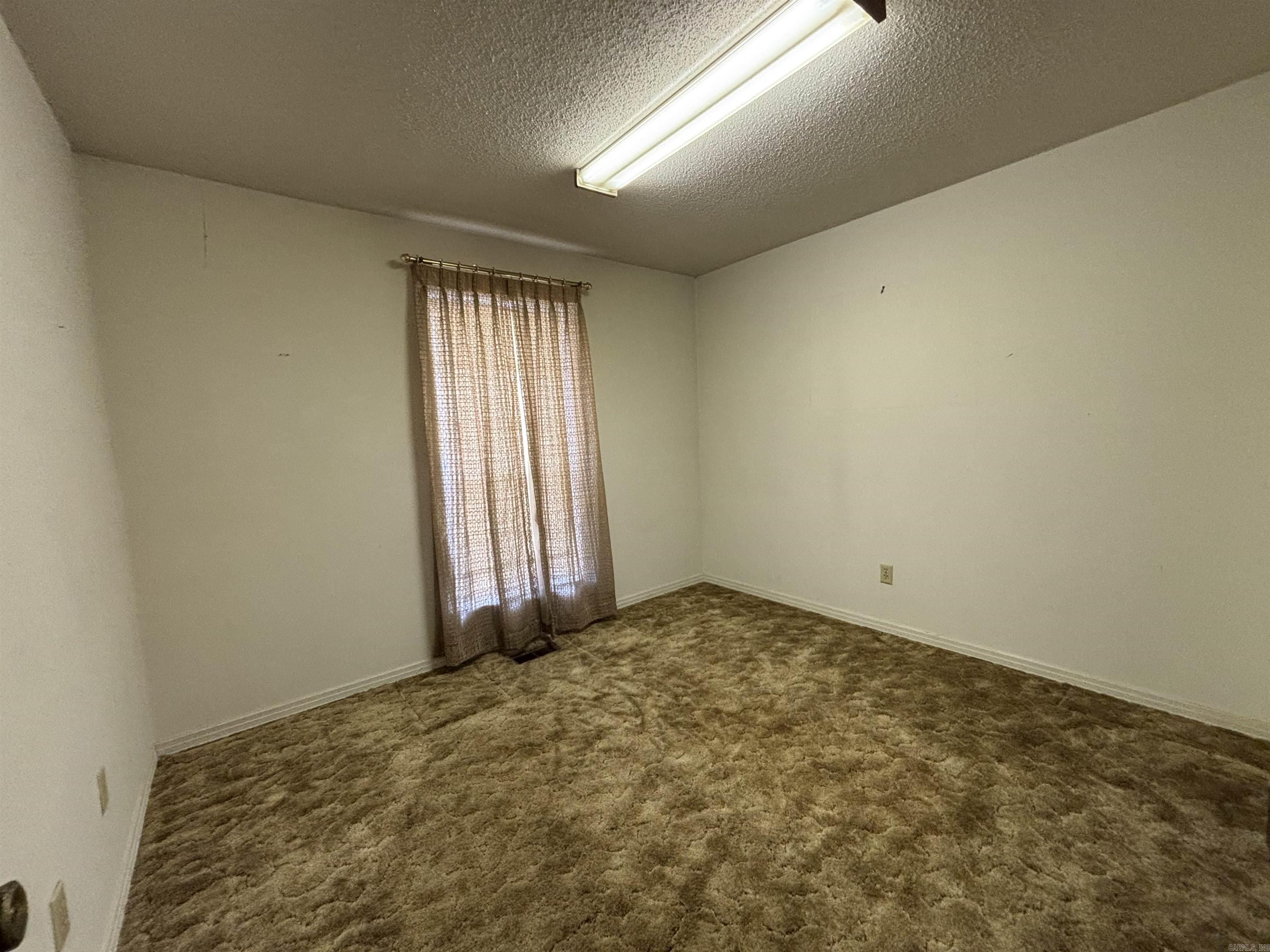 122 Berkshire Cir Property Photo 17
