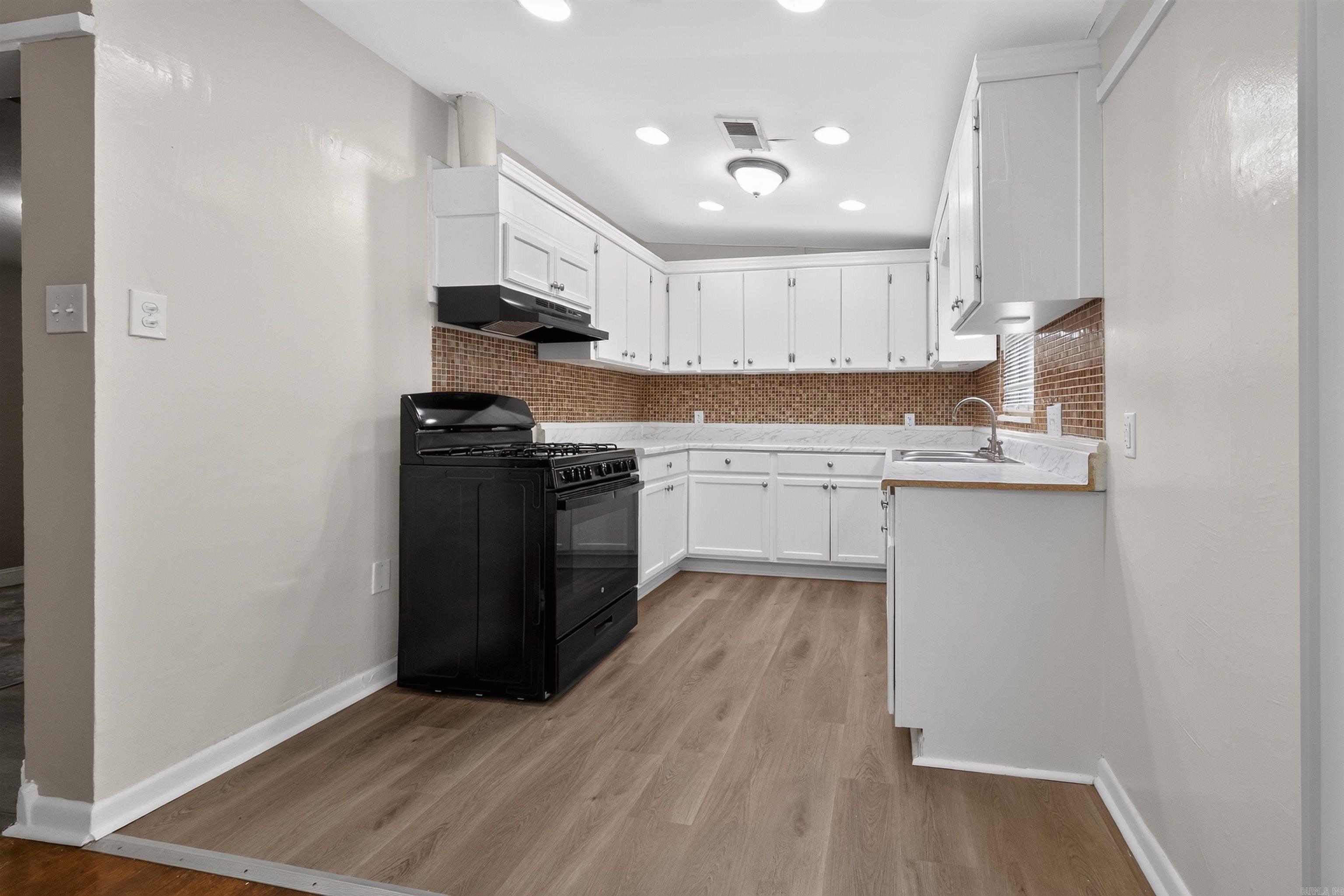 25 Caylor Lane Property Photo 12