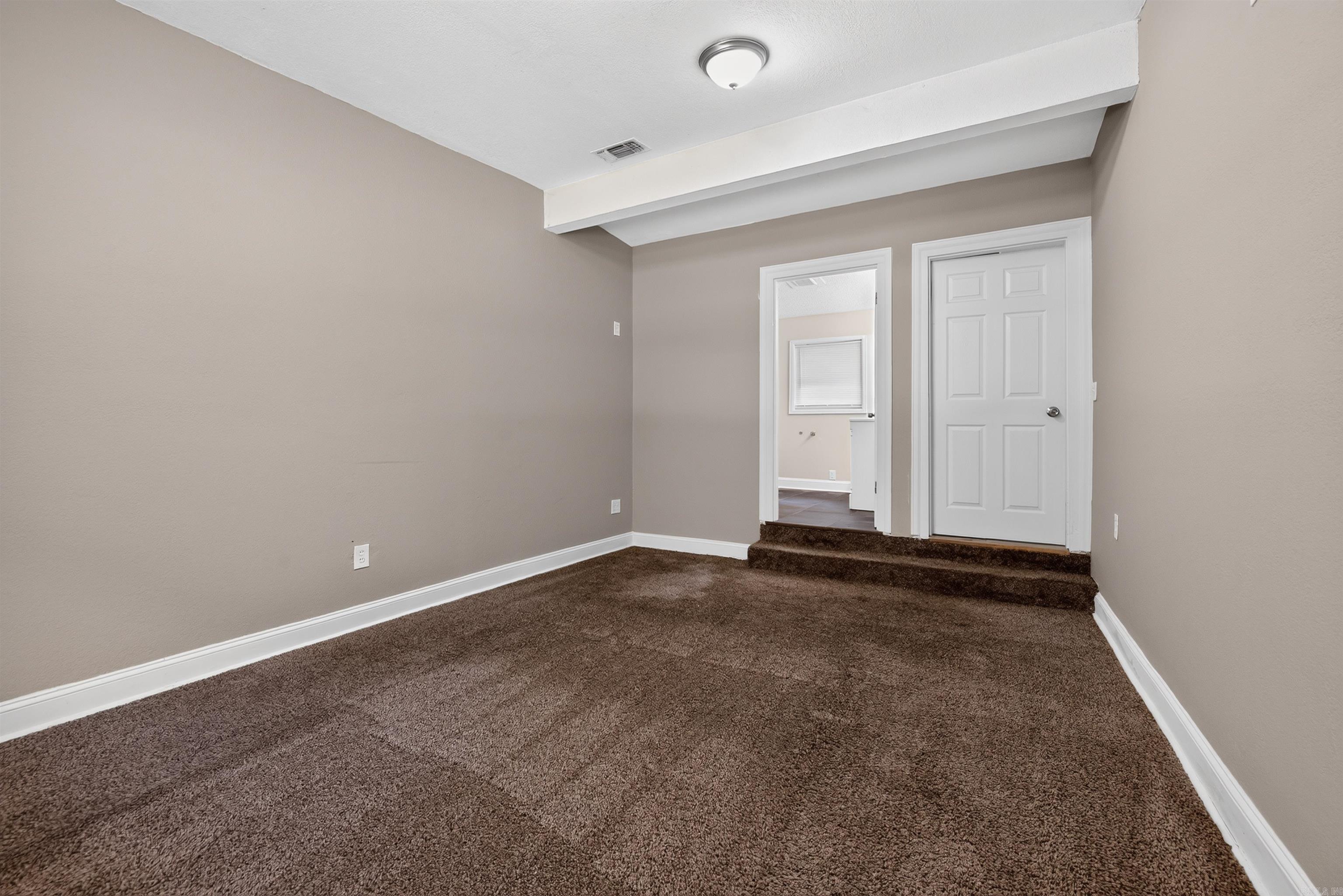 25 Caylor Lane Property Photo 14