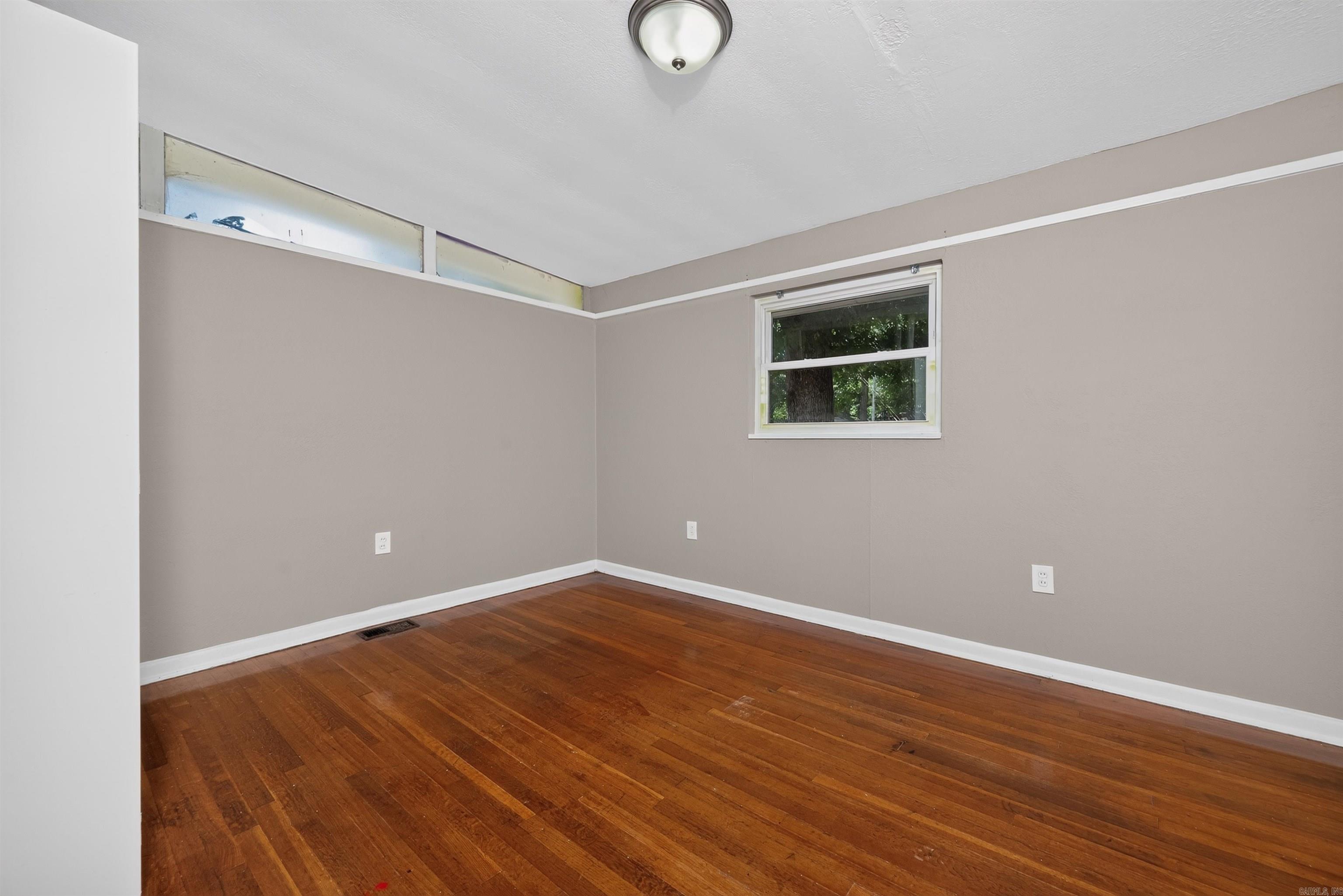 25 Caylor Lane Property Photo 15