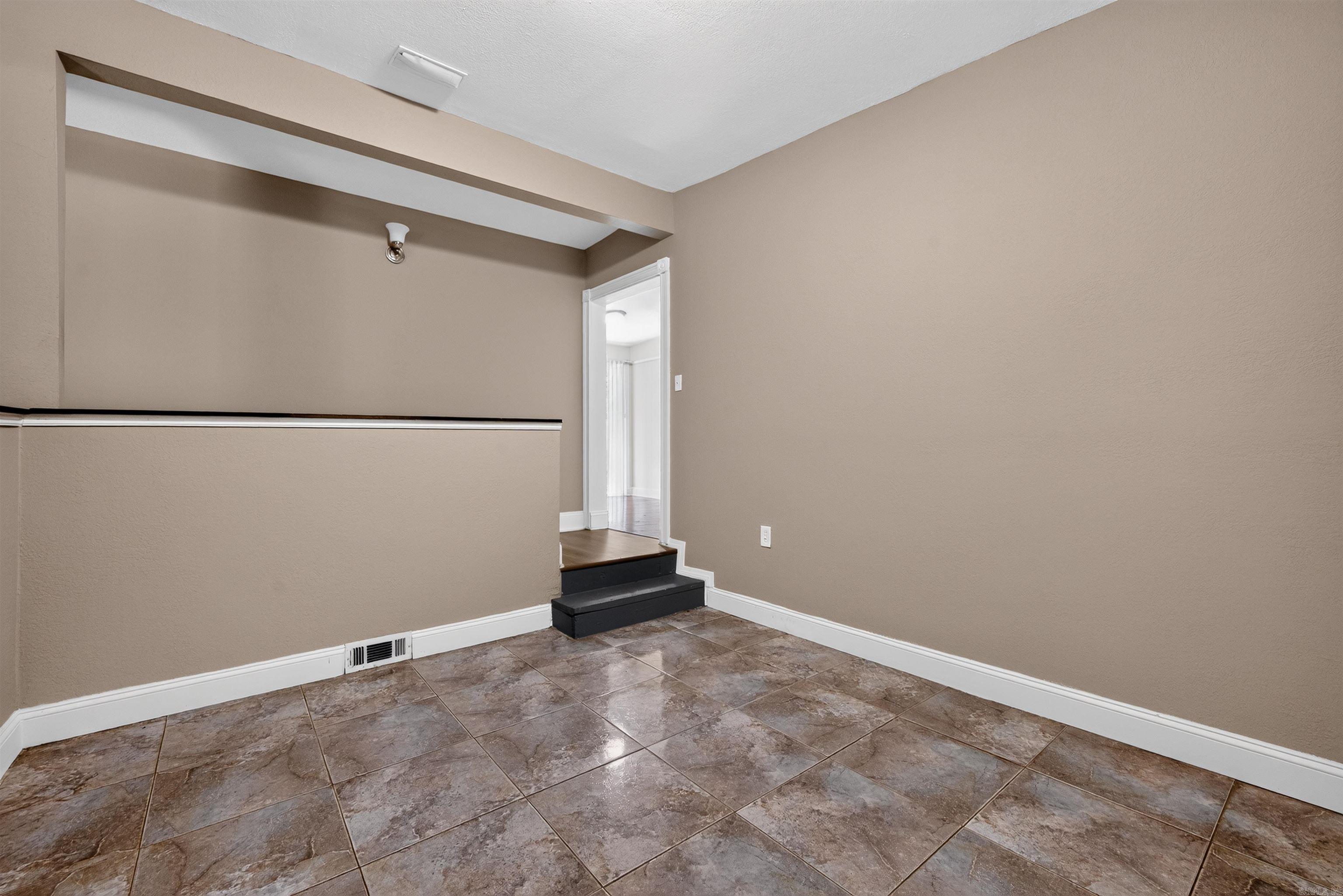 25 Caylor Lane Property Photo 17