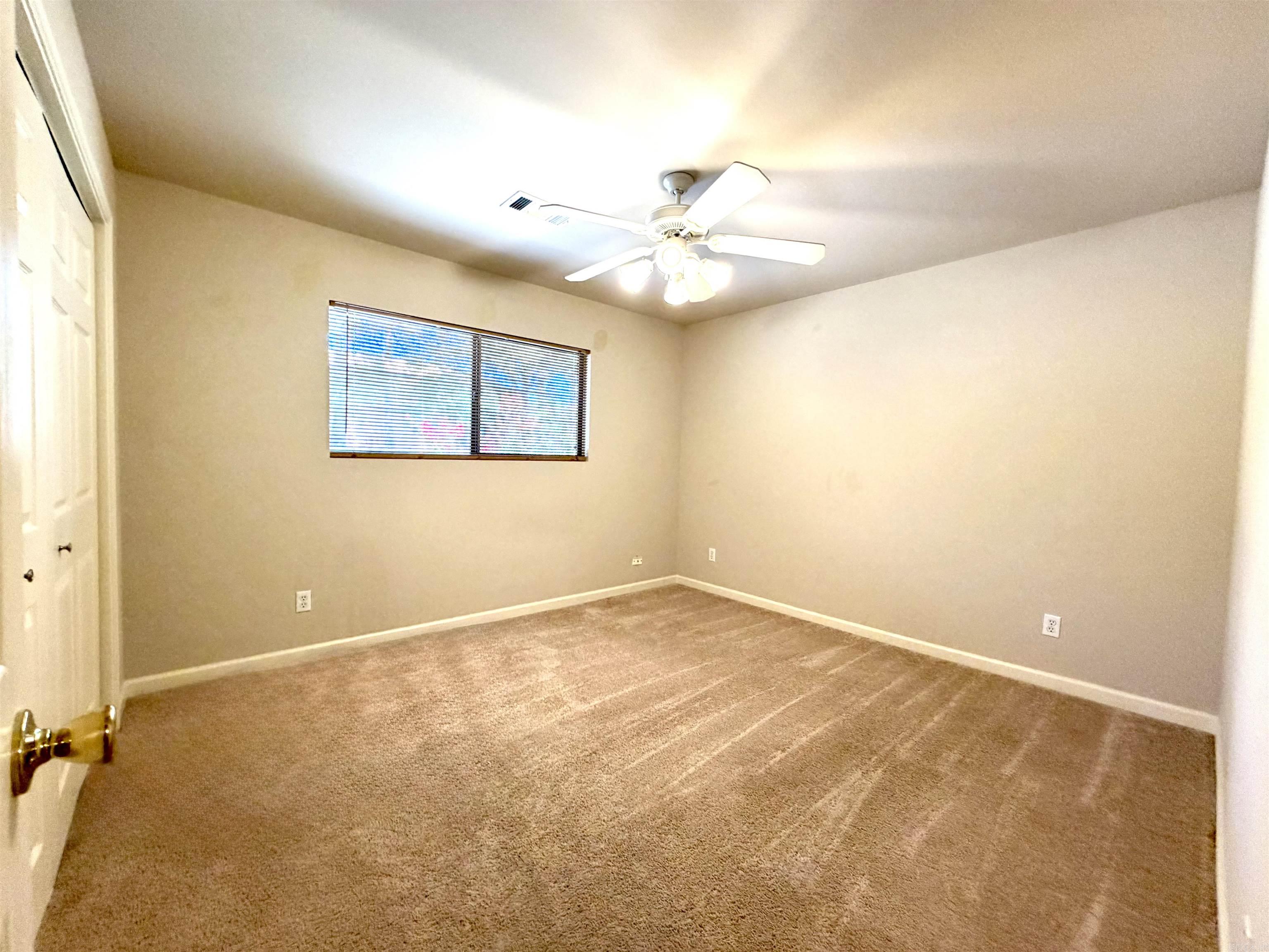 1100 Woodlawn Avenue #48 Property Photo 17