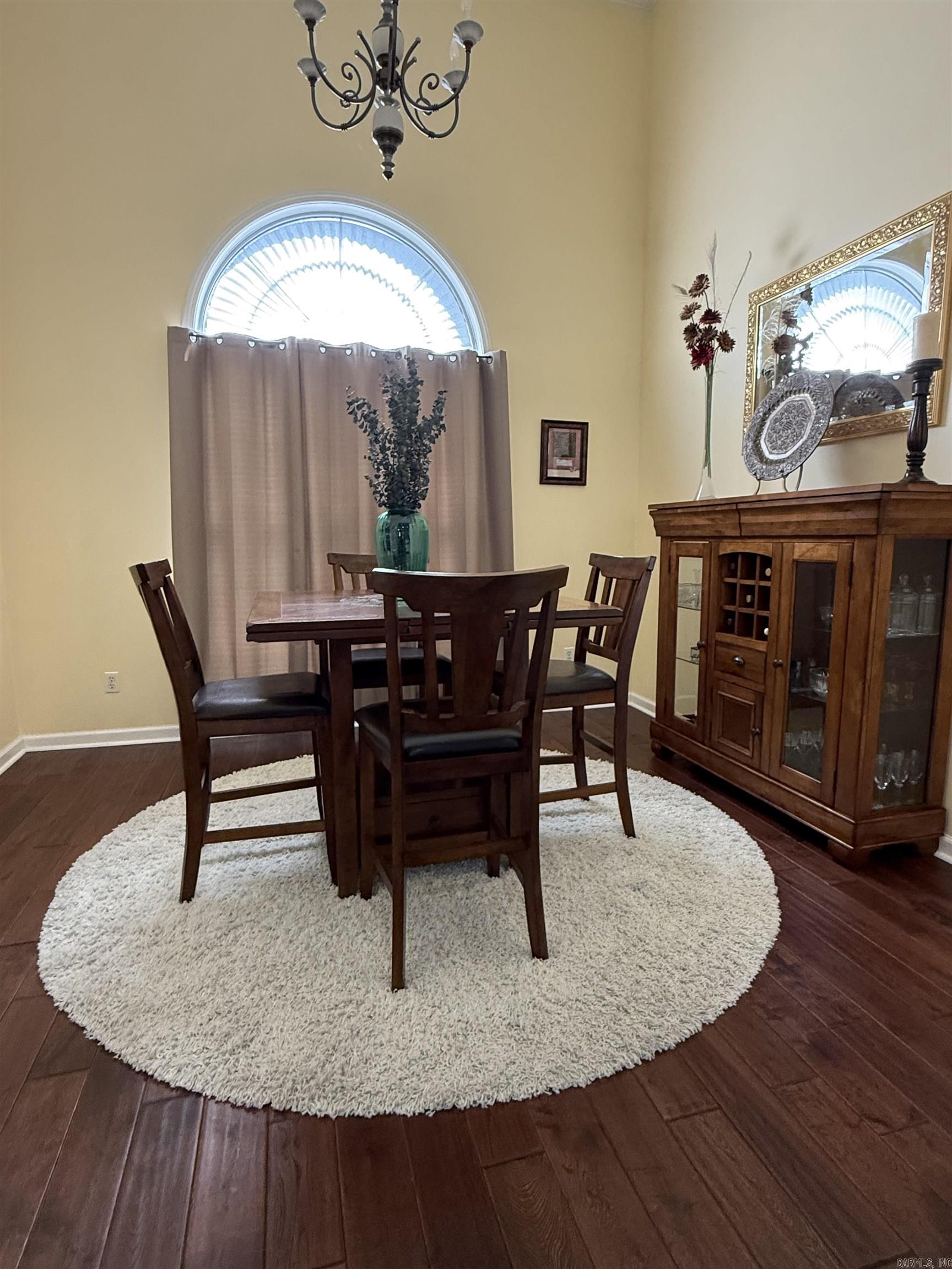 4104 Wetherfield Property Photo 3