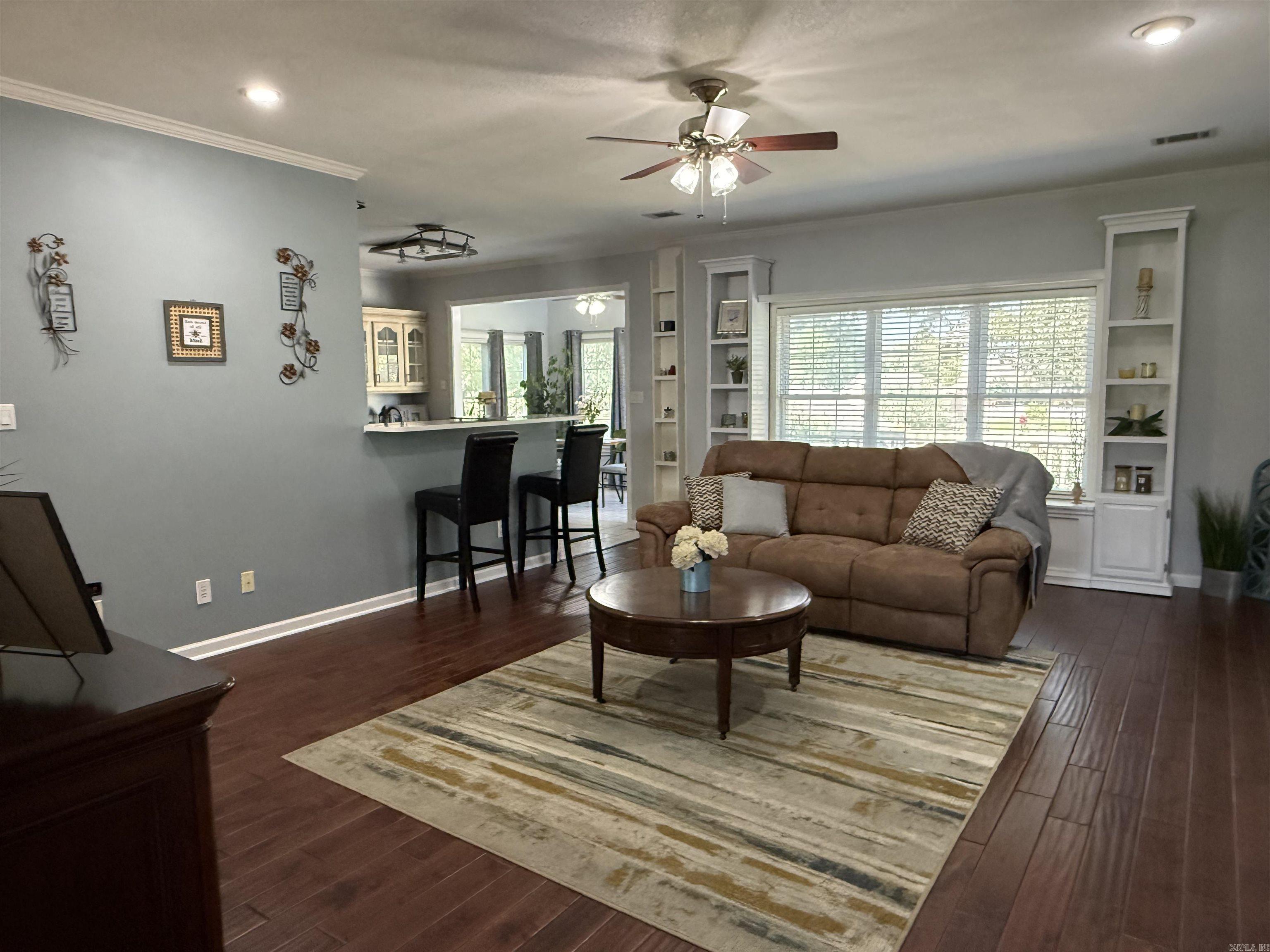 4104 Wetherfield Property Photo 6